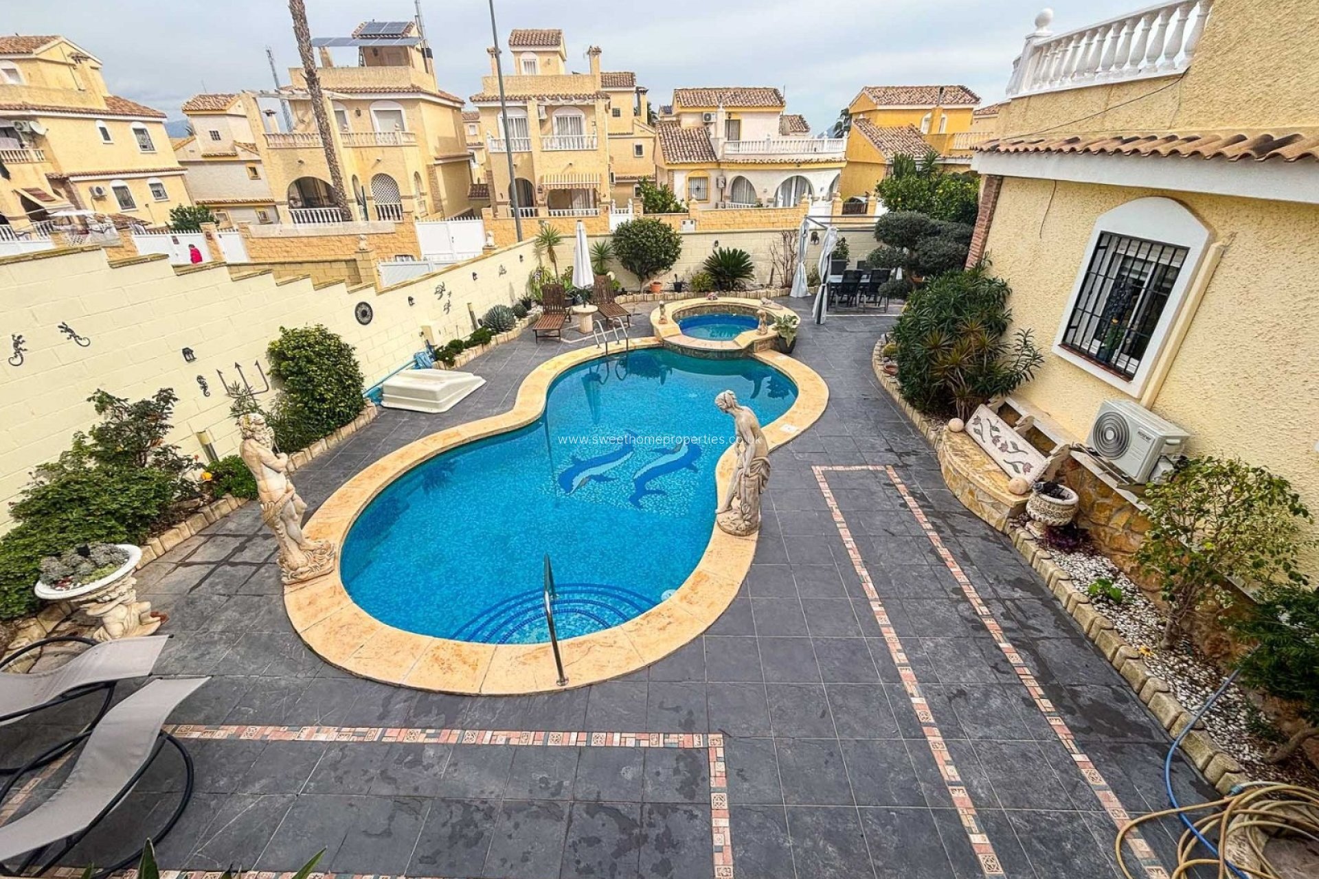 Resale - Villa - Monforte Del Cid - Monforte del Cid