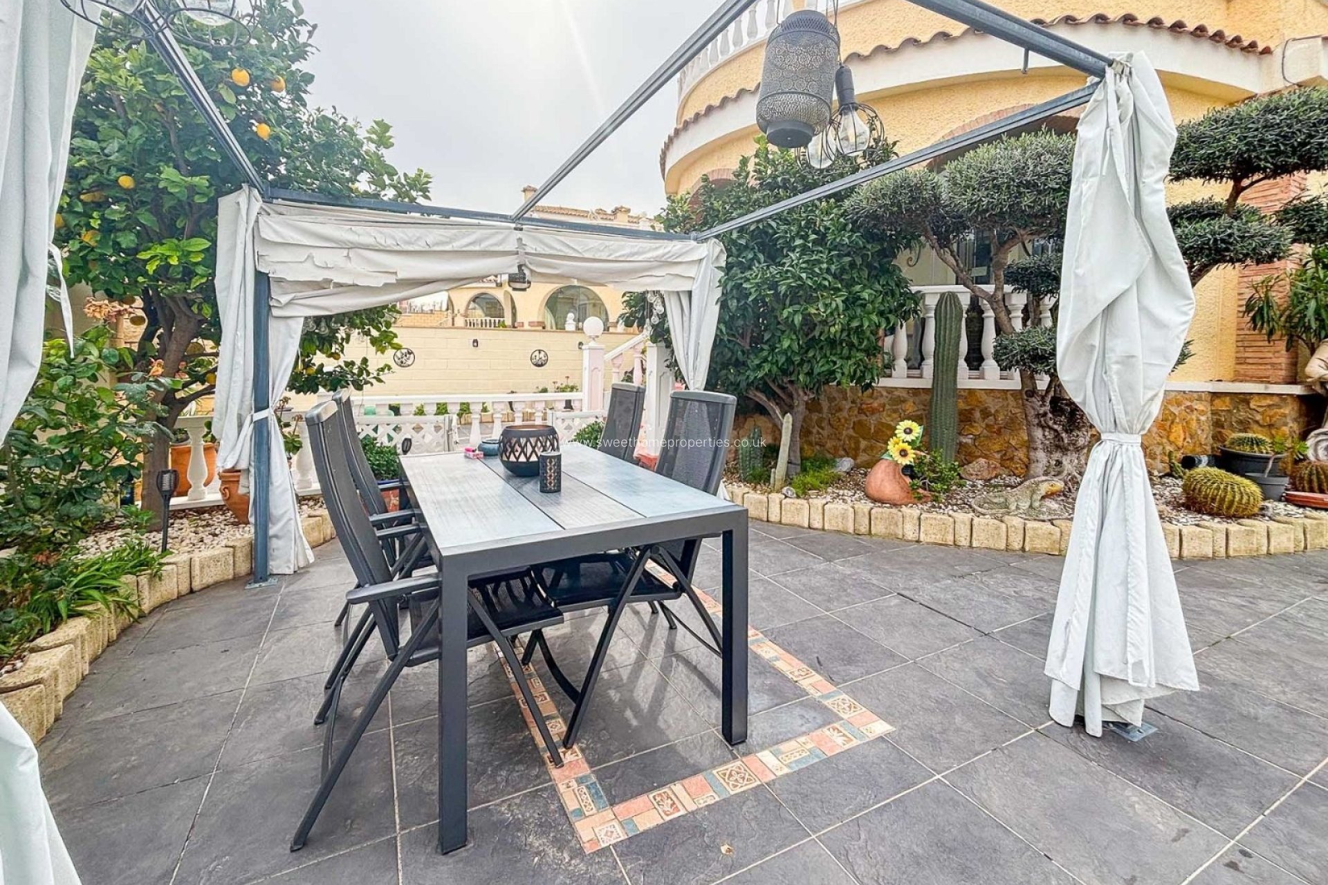 Resale - Villa - Monforte Del Cid - Monforte del Cid