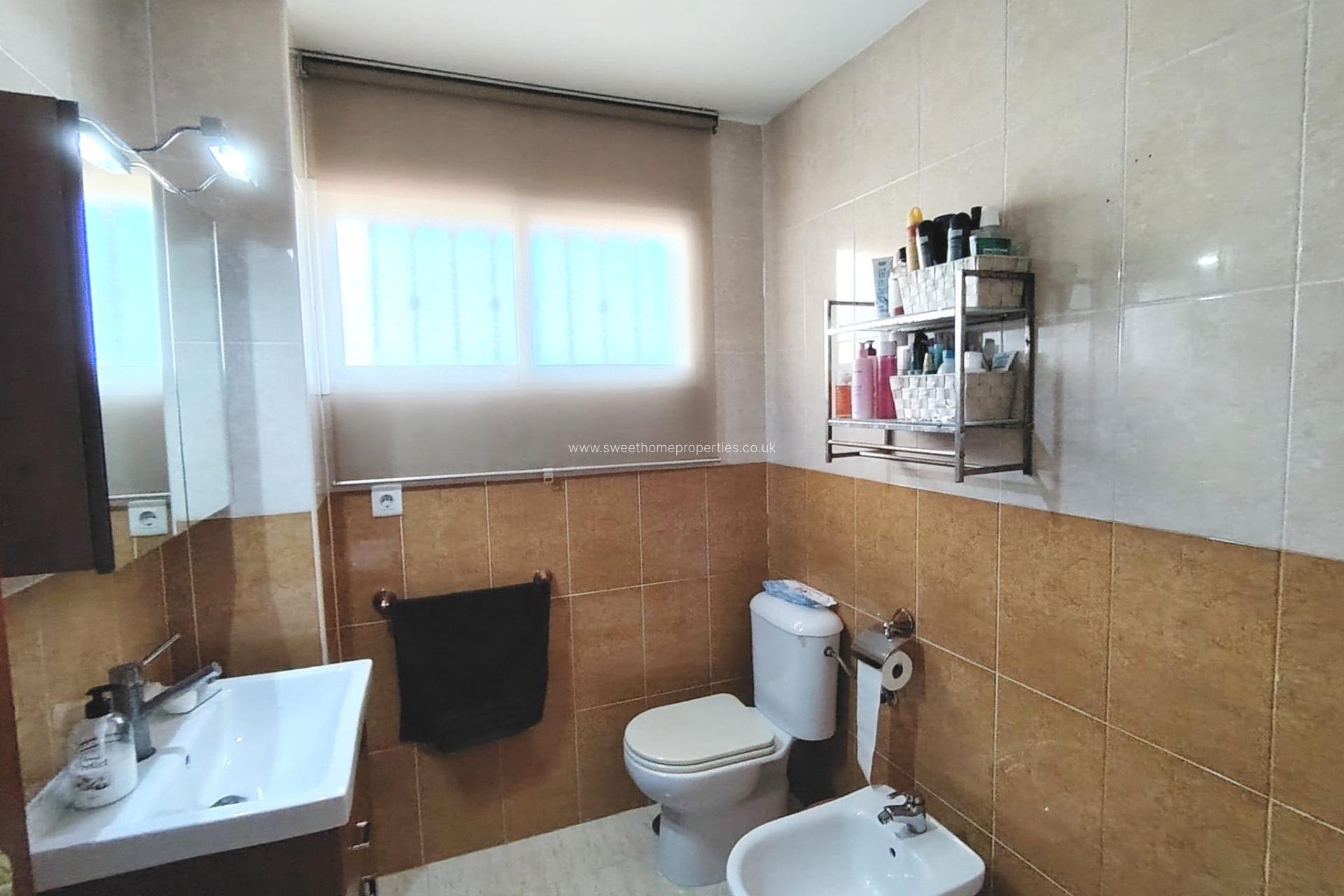 Resale - Villa - Monforte Del Cid - Orito