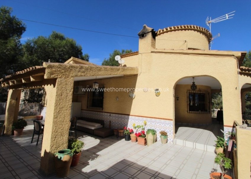 Resale - Villa - Orihuela Costa - Las Filipinas