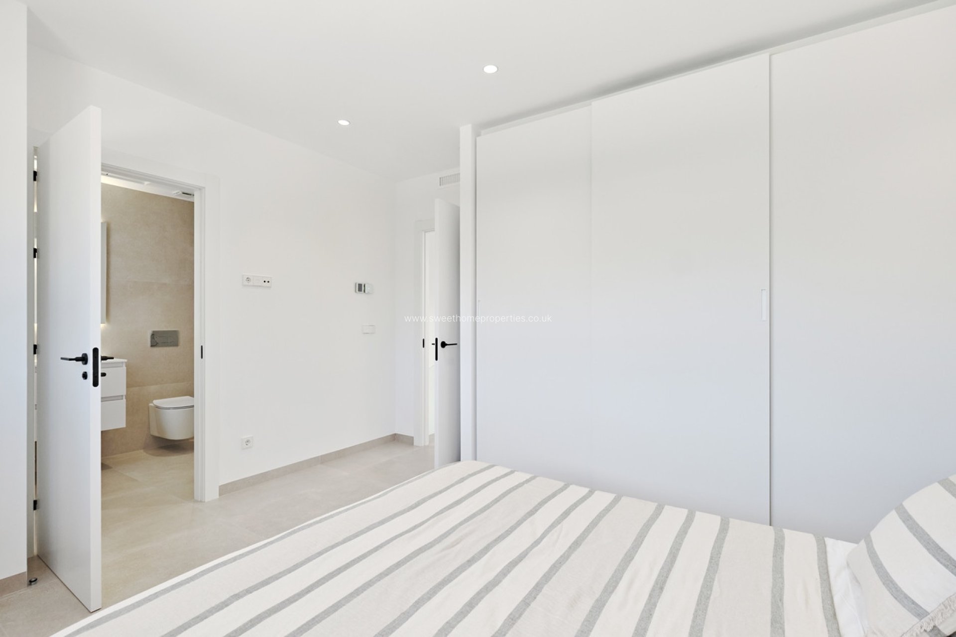 Resale - Villa - Orihuela Costa - Lomas de Don Juan