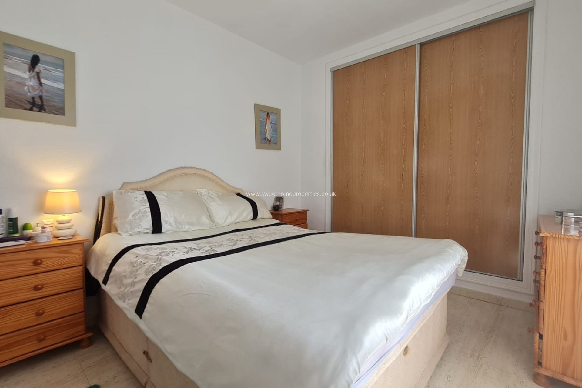 Resale - Villa - Orihuela Costa - Playa Flamenca