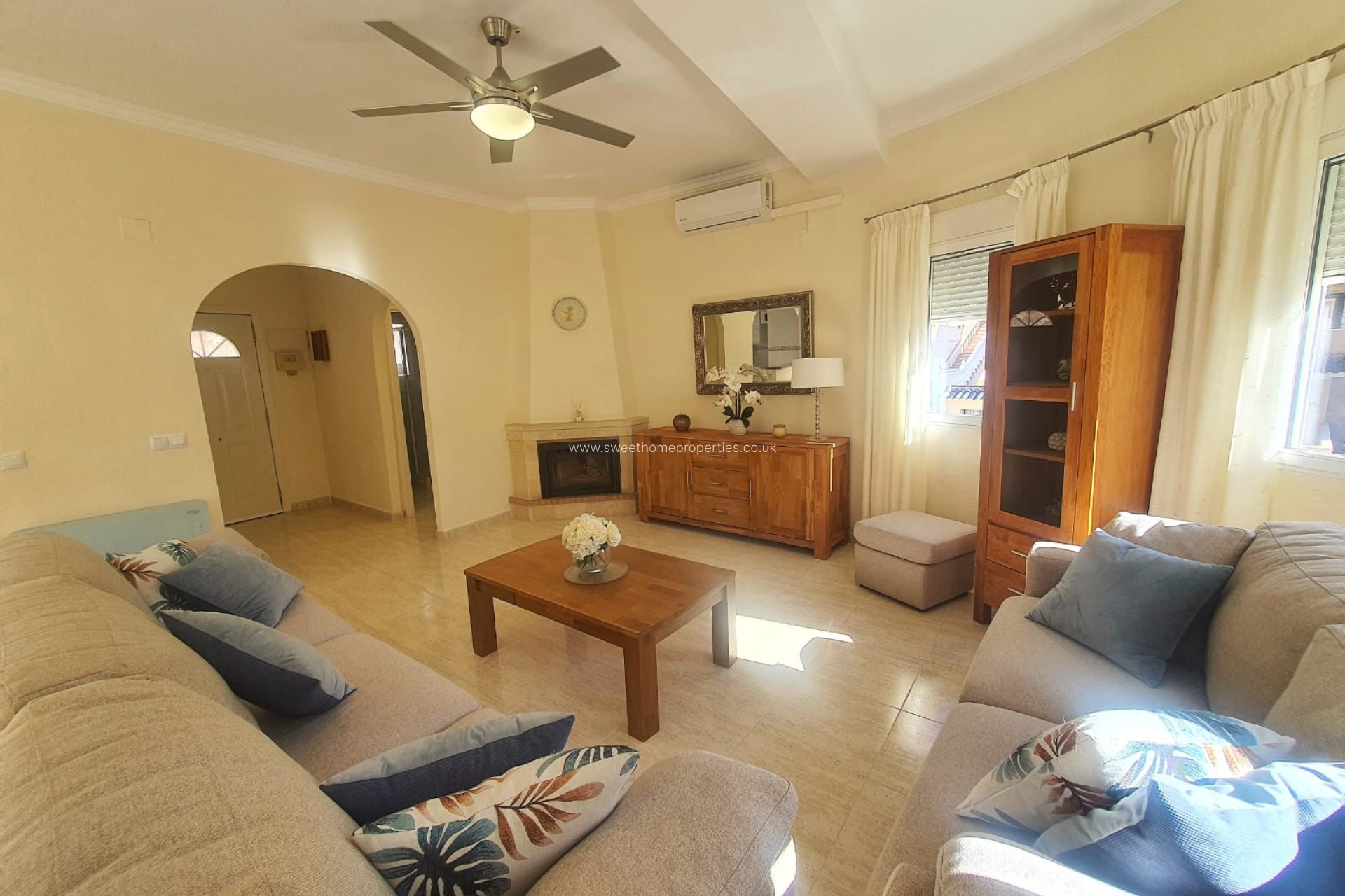 Resale - Villa - Orihuela Costa - Villamartin