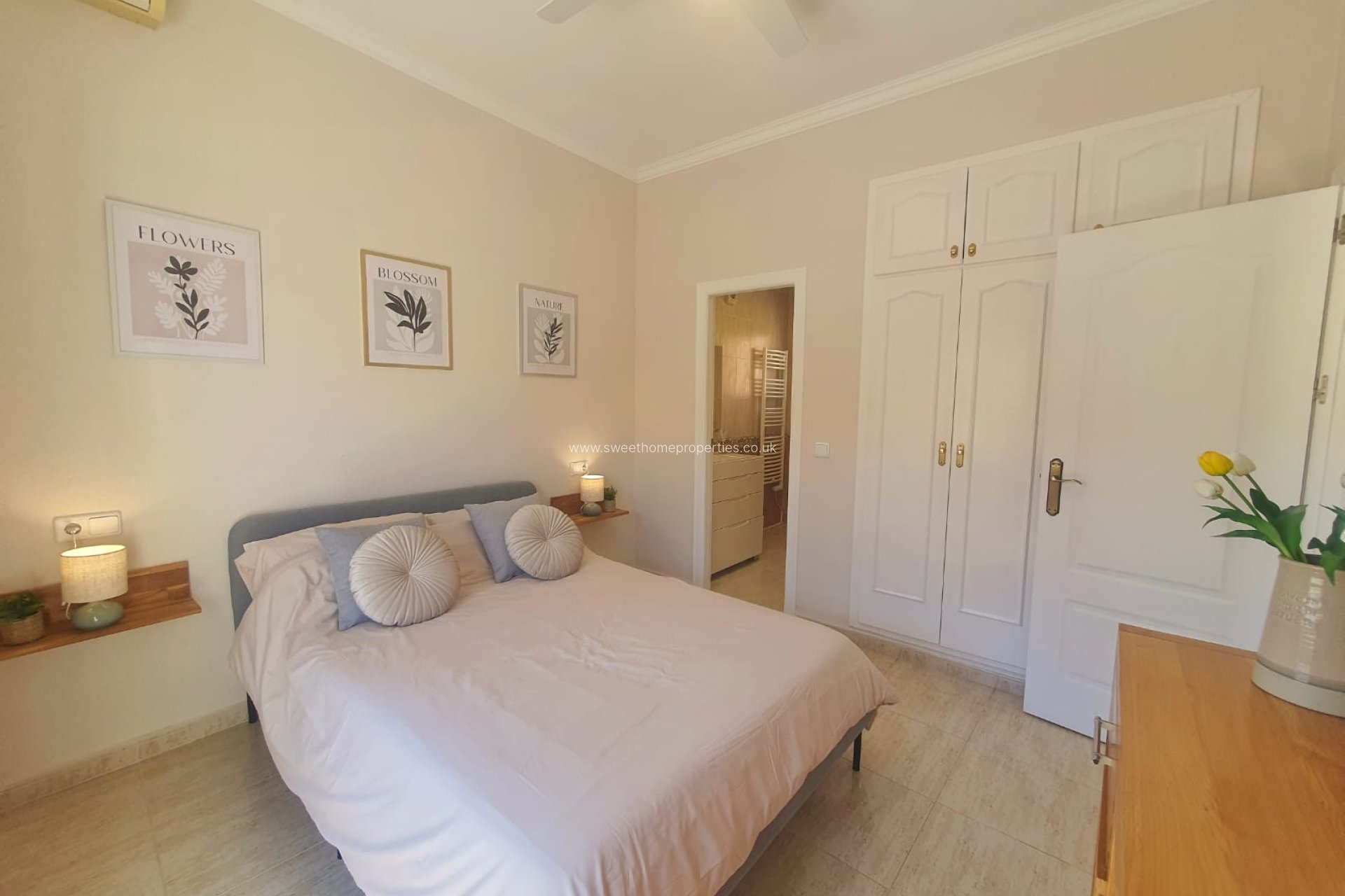 Resale - Villa - Orihuela Costa - Villamartin