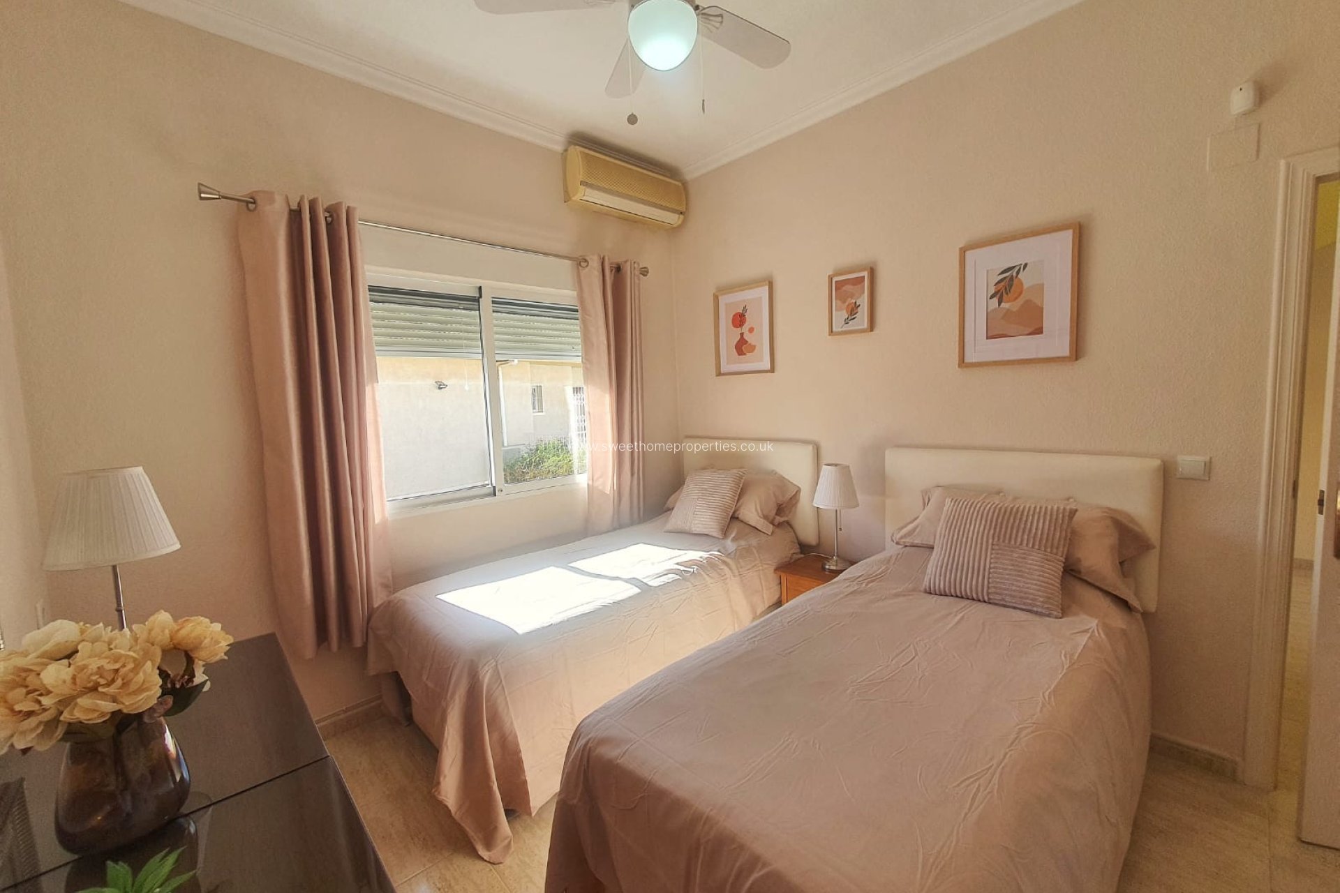 Resale - Villa - Orihuela Costa - Villamartin