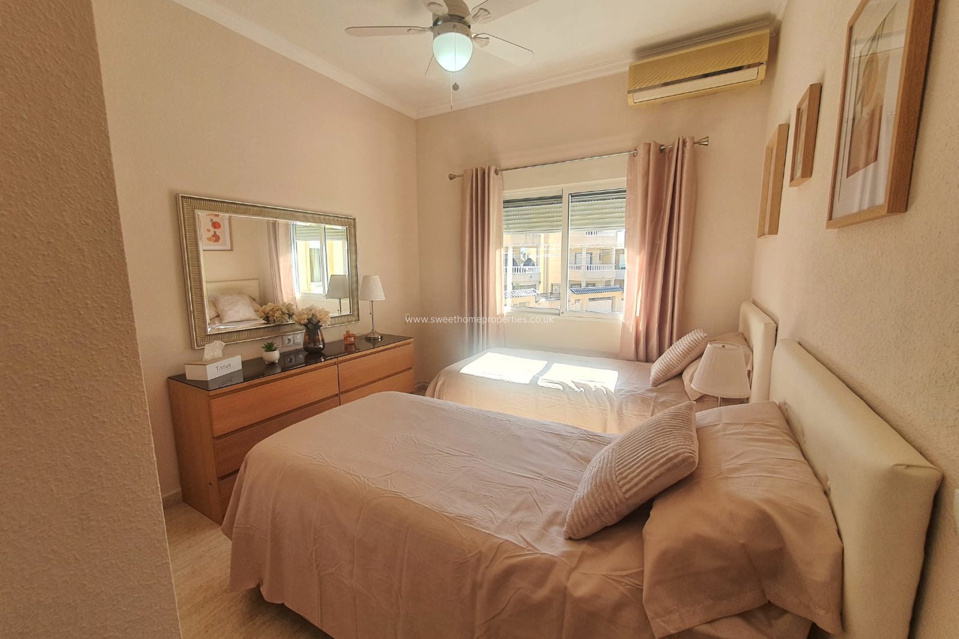 Resale - Villa - Orihuela Costa - Villamartin