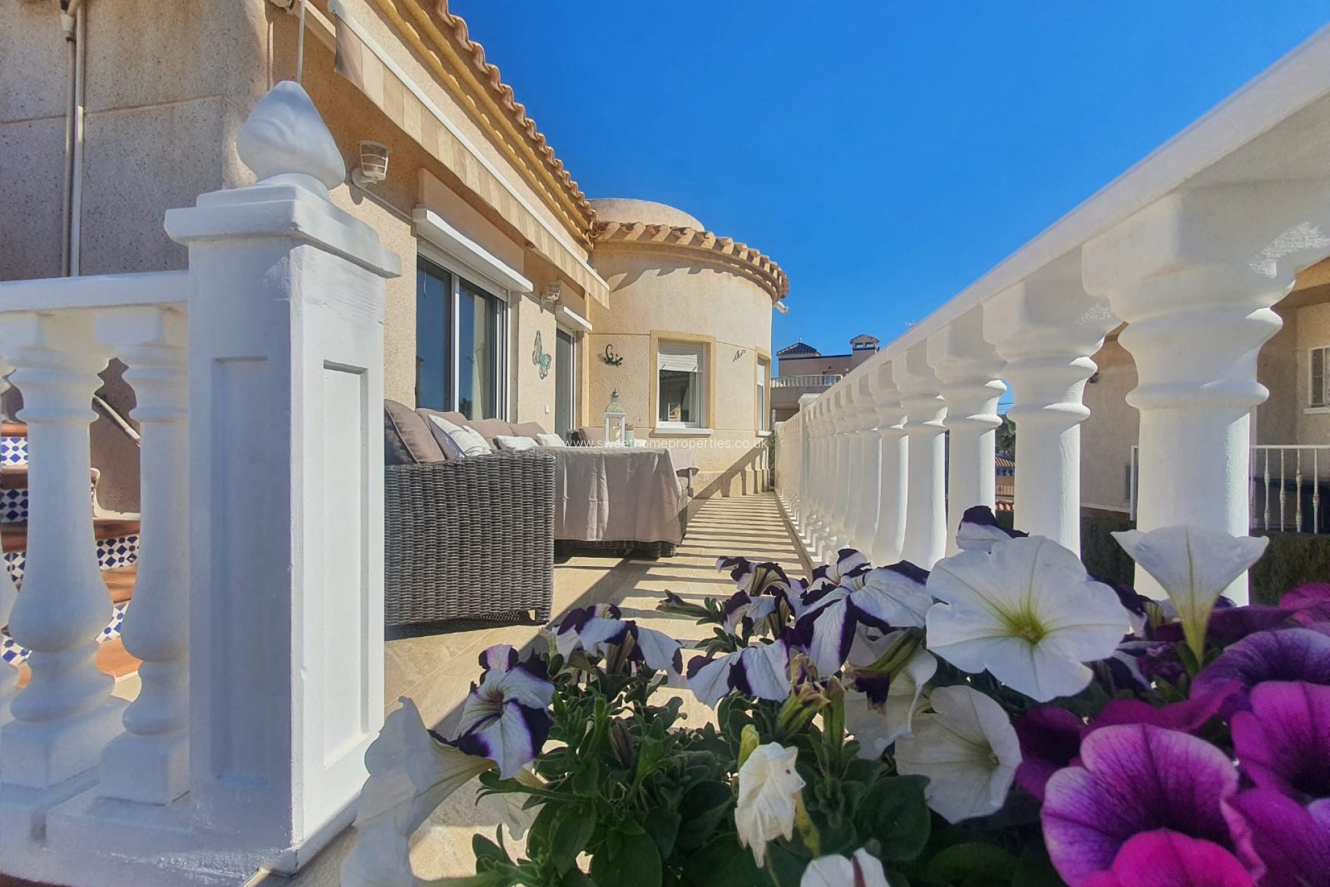 Resale - Villa - Orihuela Costa - Villamartin