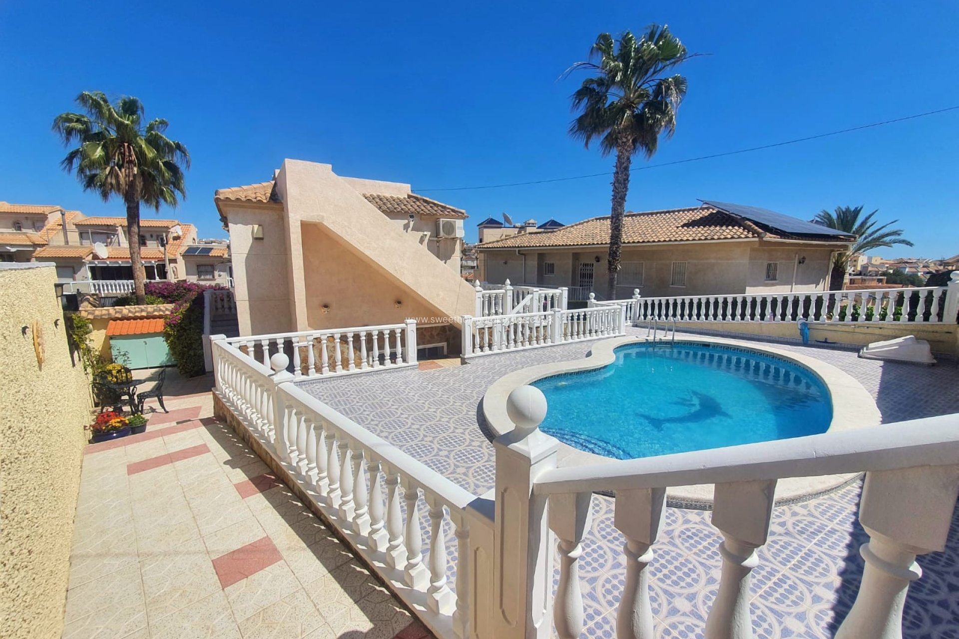 Resale - Villa - Orihuela Costa - Villamartin