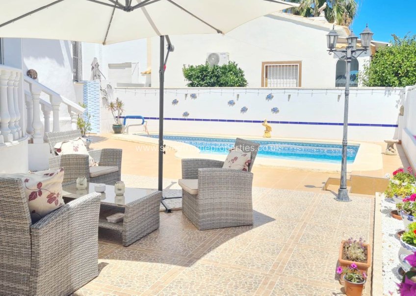 Resale - Villa - Playa Flamenca