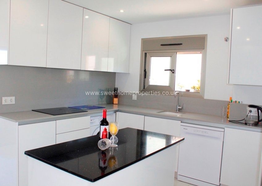 Resale - Villa - San Miguel de Salinas