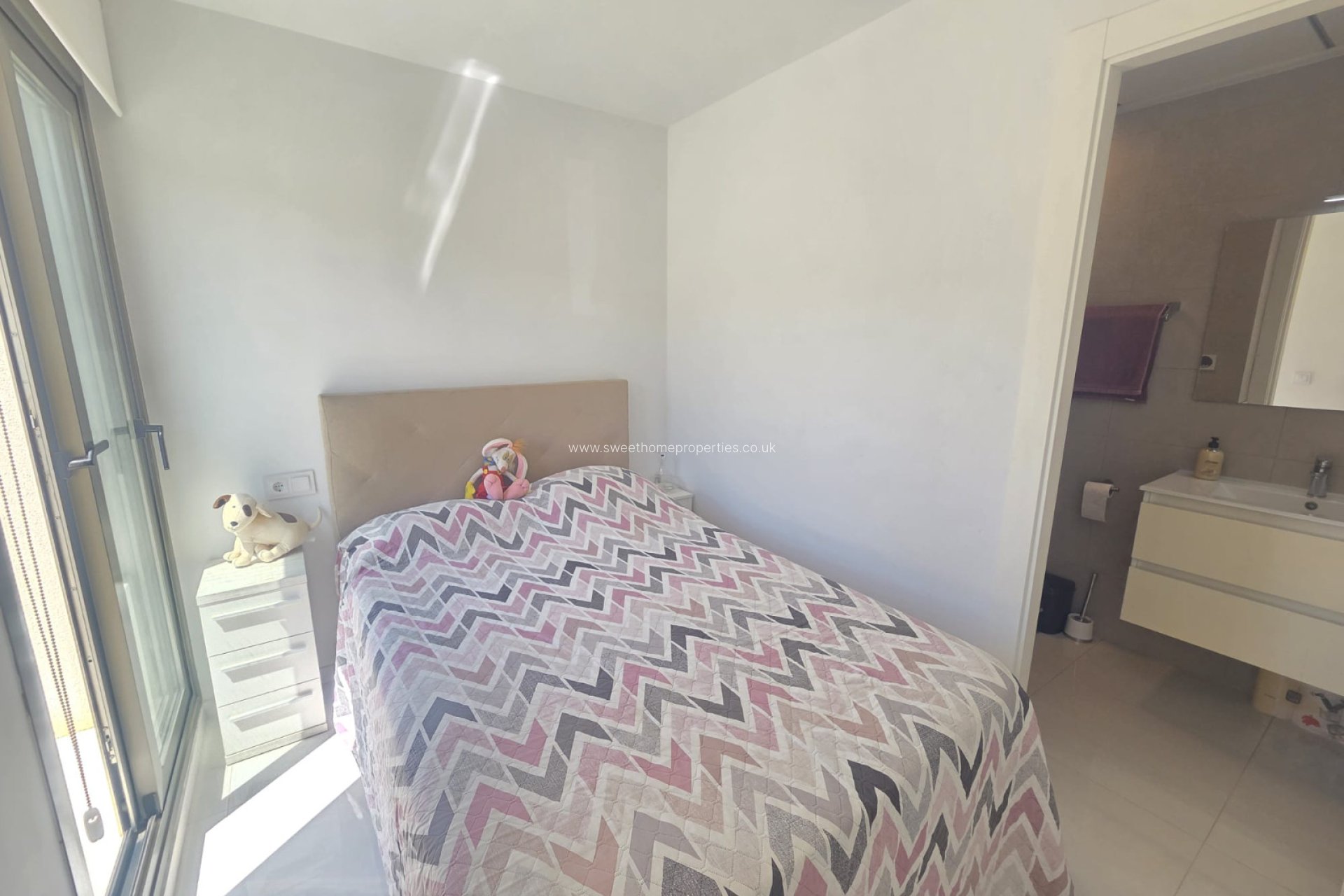 Resale - Villa - San Miguel de Salinas