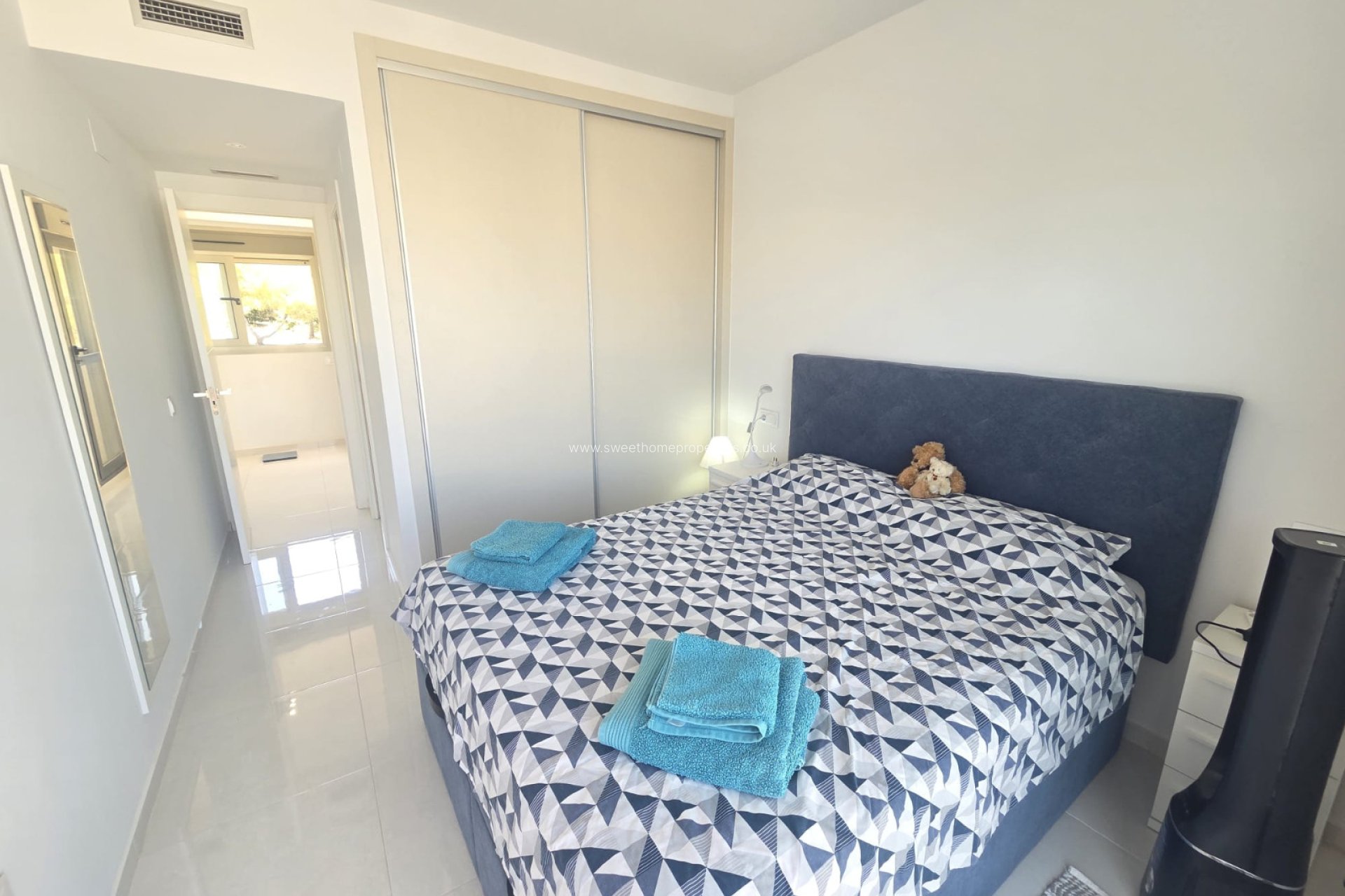 Resale - Villa - San Miguel de Salinas