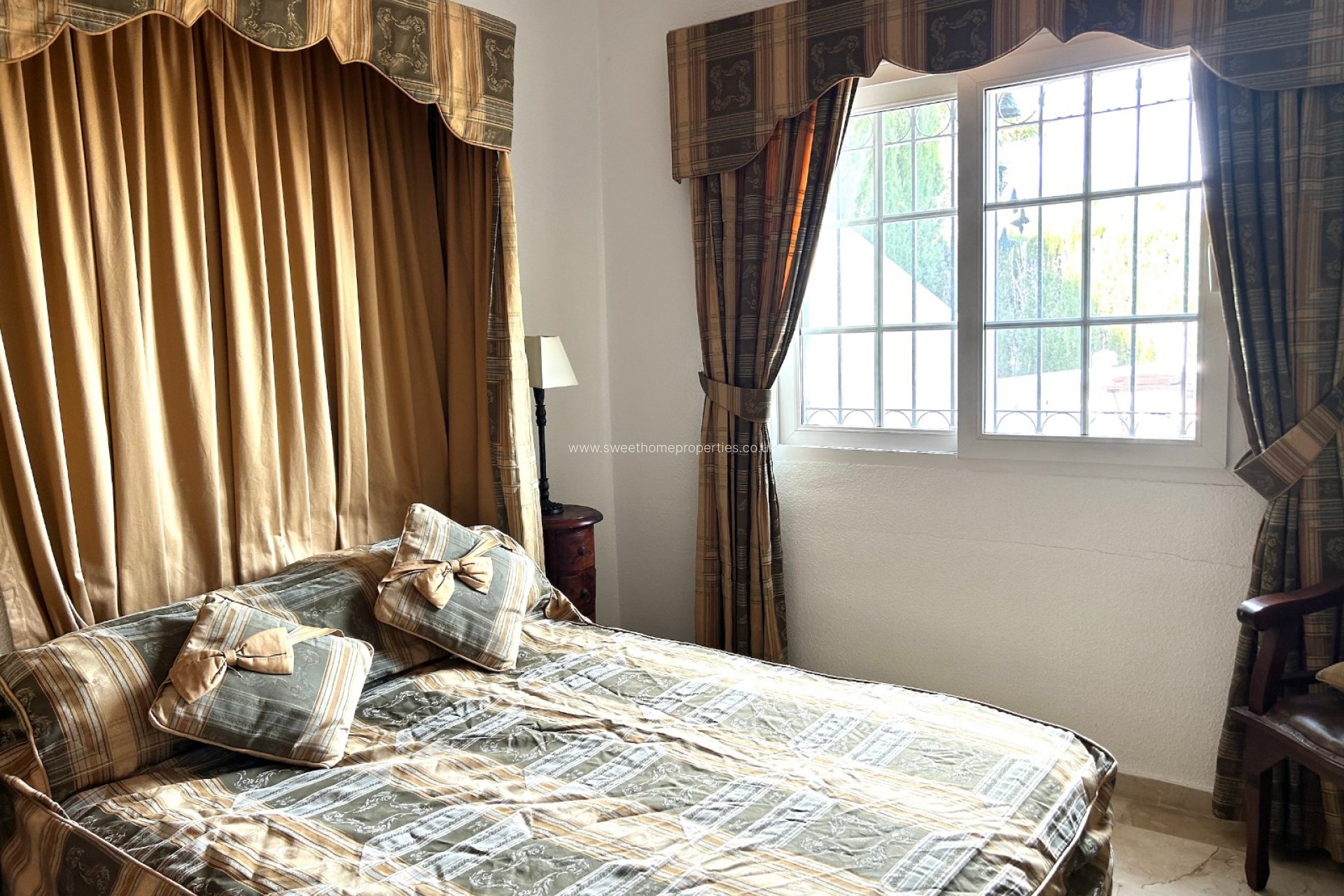 Resale - Villa - Villamartin