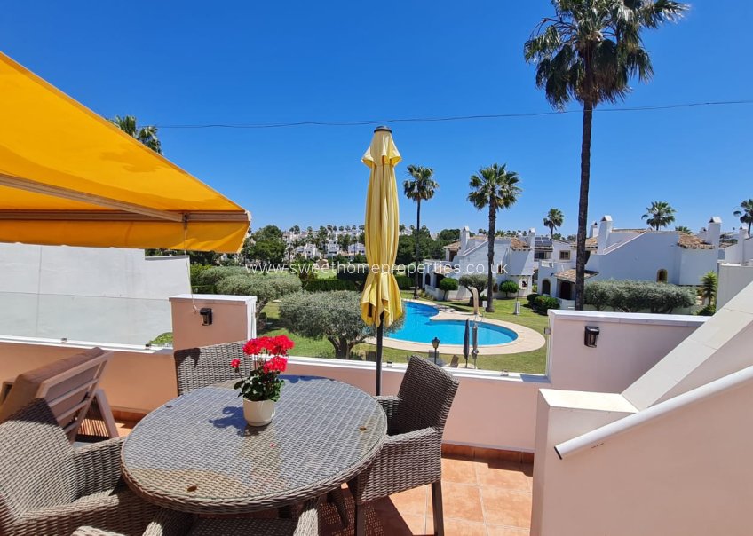 Resale - Villa - Villamartin