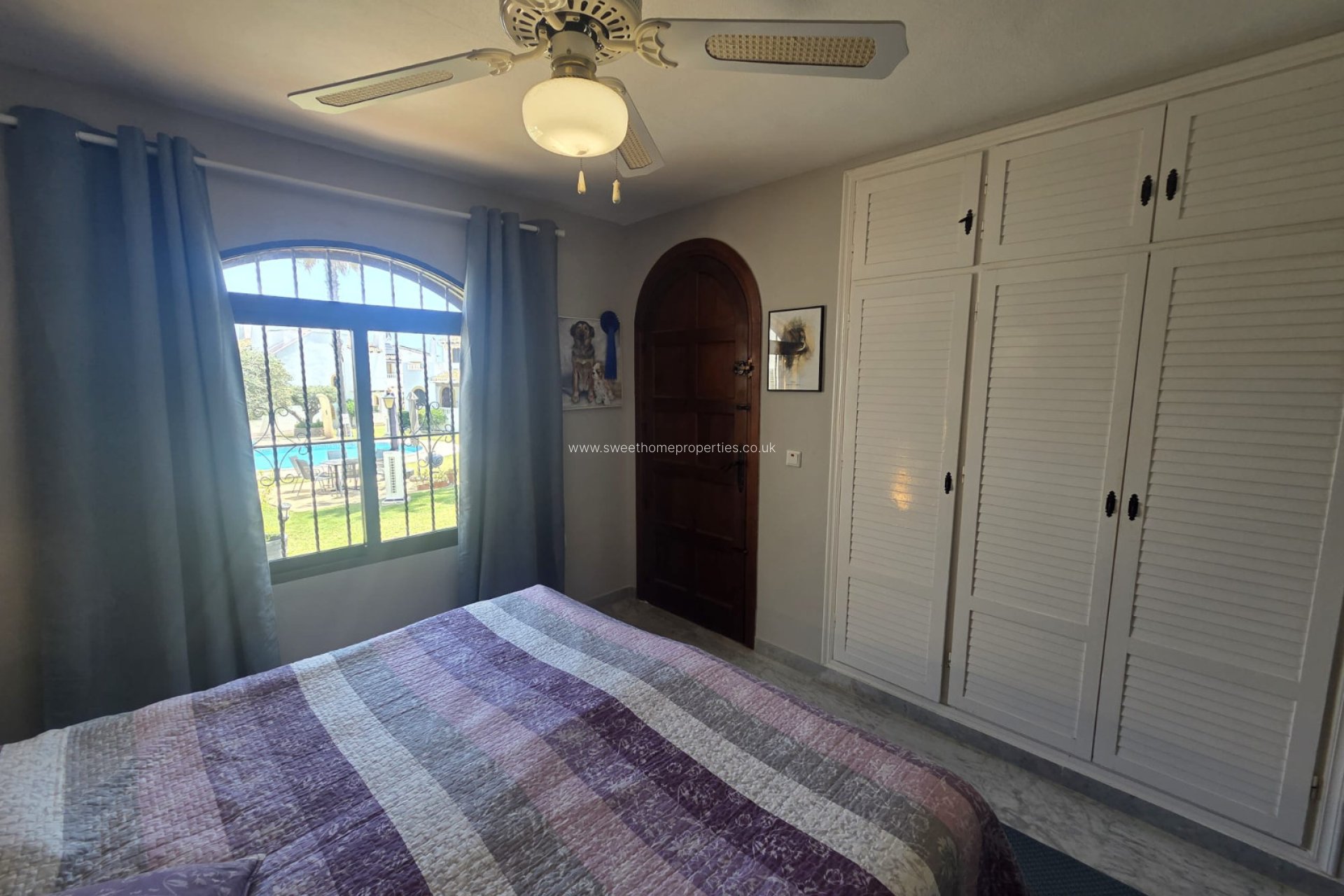 Resale - Villa - Villamartin