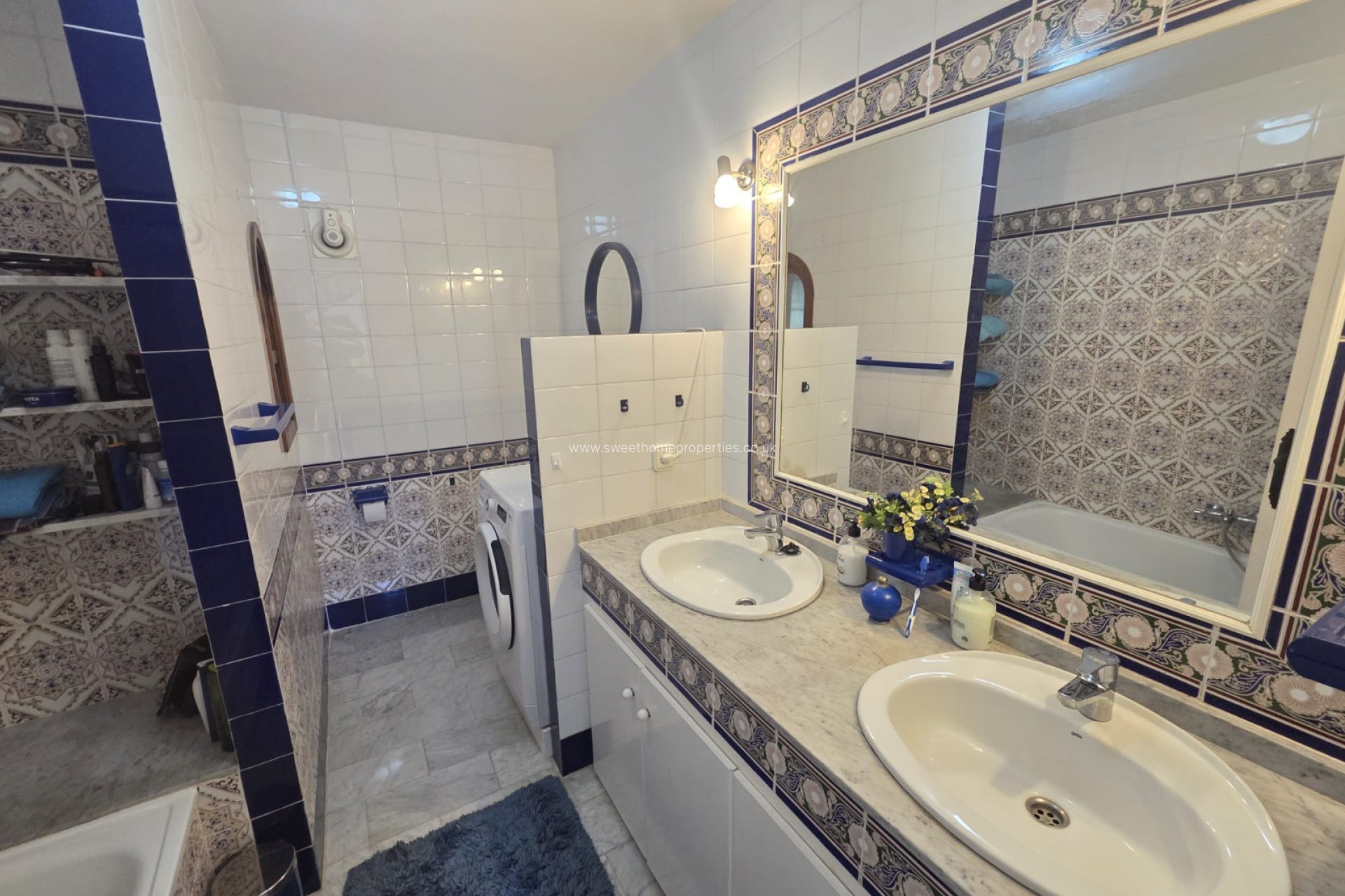 Resale - Villa - Villamartin