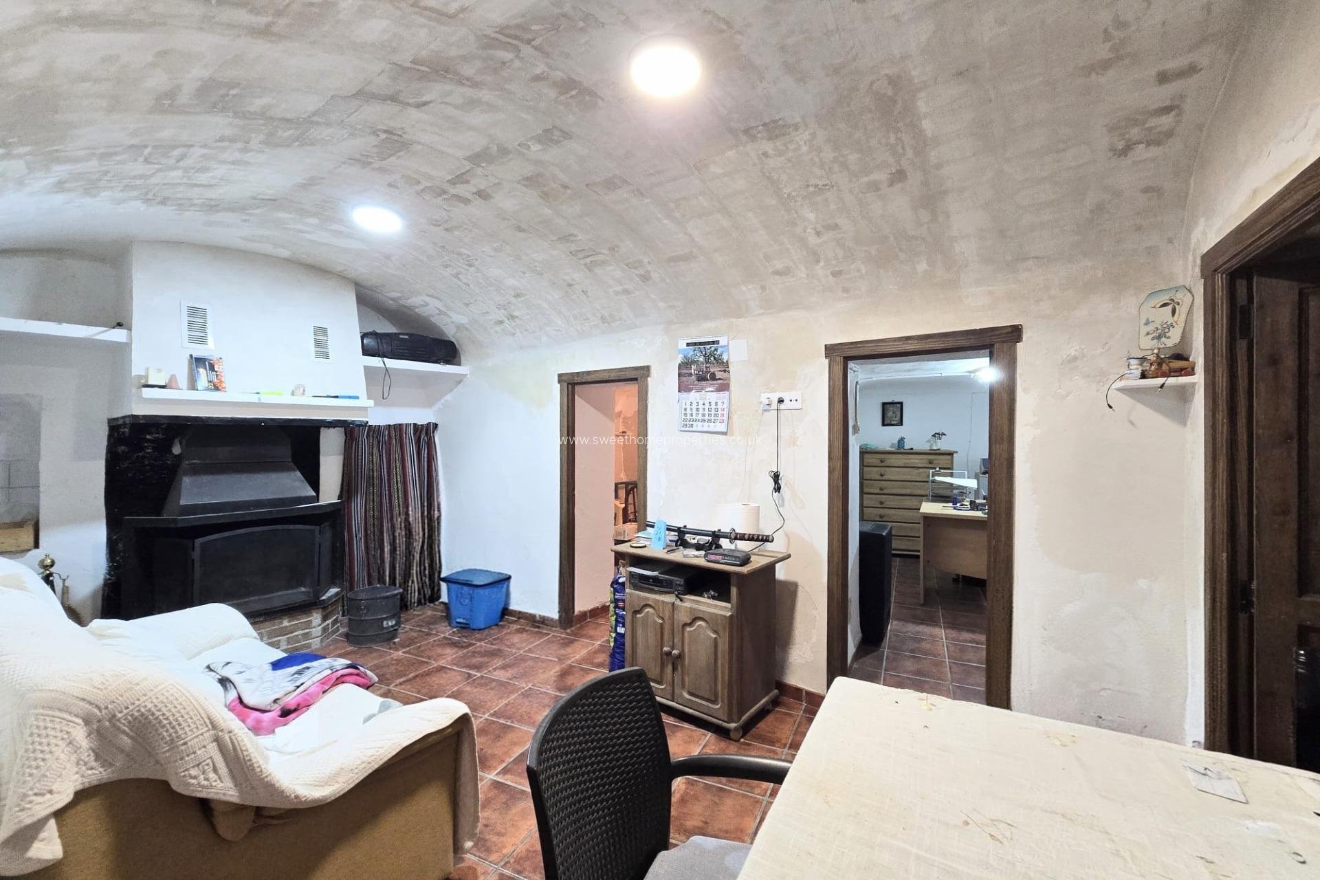 Reventa - Casa cueva - Algueña - Algüeña - La Romana