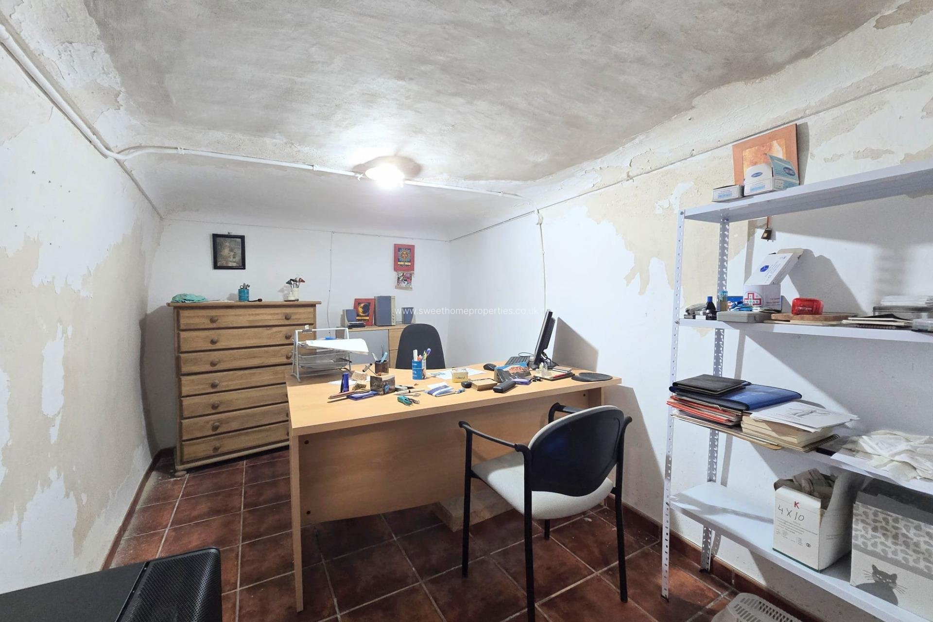 Reventa - Casa cueva - Algueña - Algüeña - La Romana