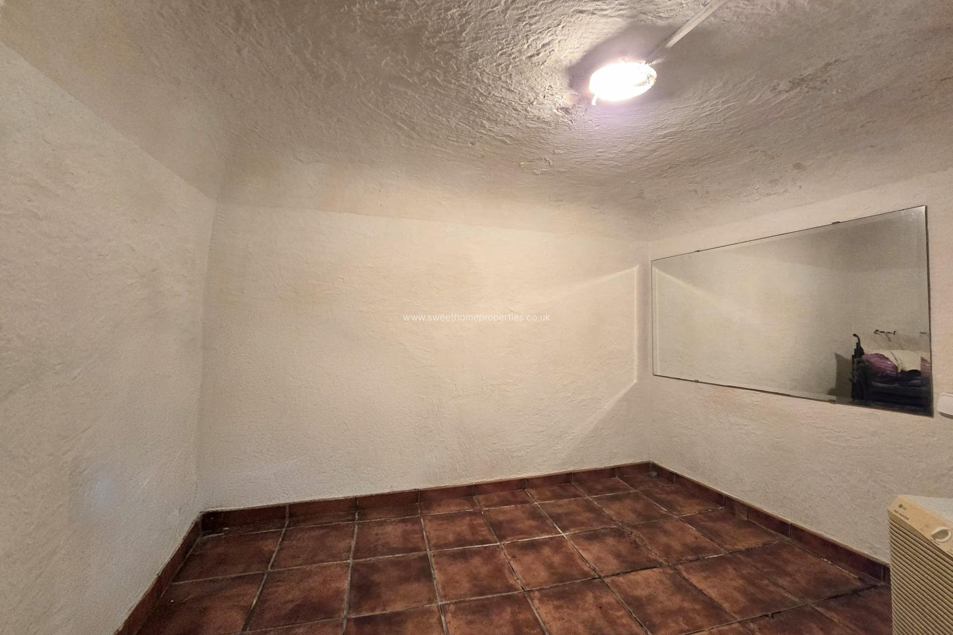 Reventa - Casa cueva - Algueña - Algüeña - La Romana
