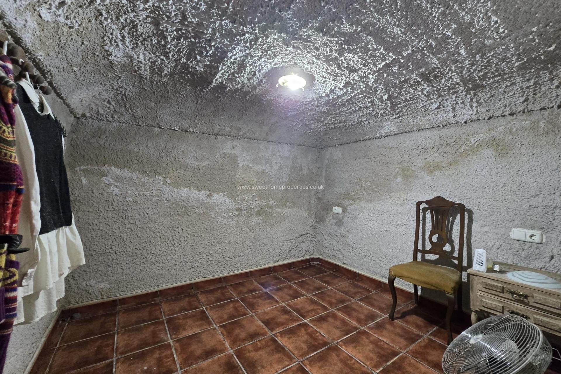 Reventa - Casa cueva - Algueña - Algüeña - La Romana