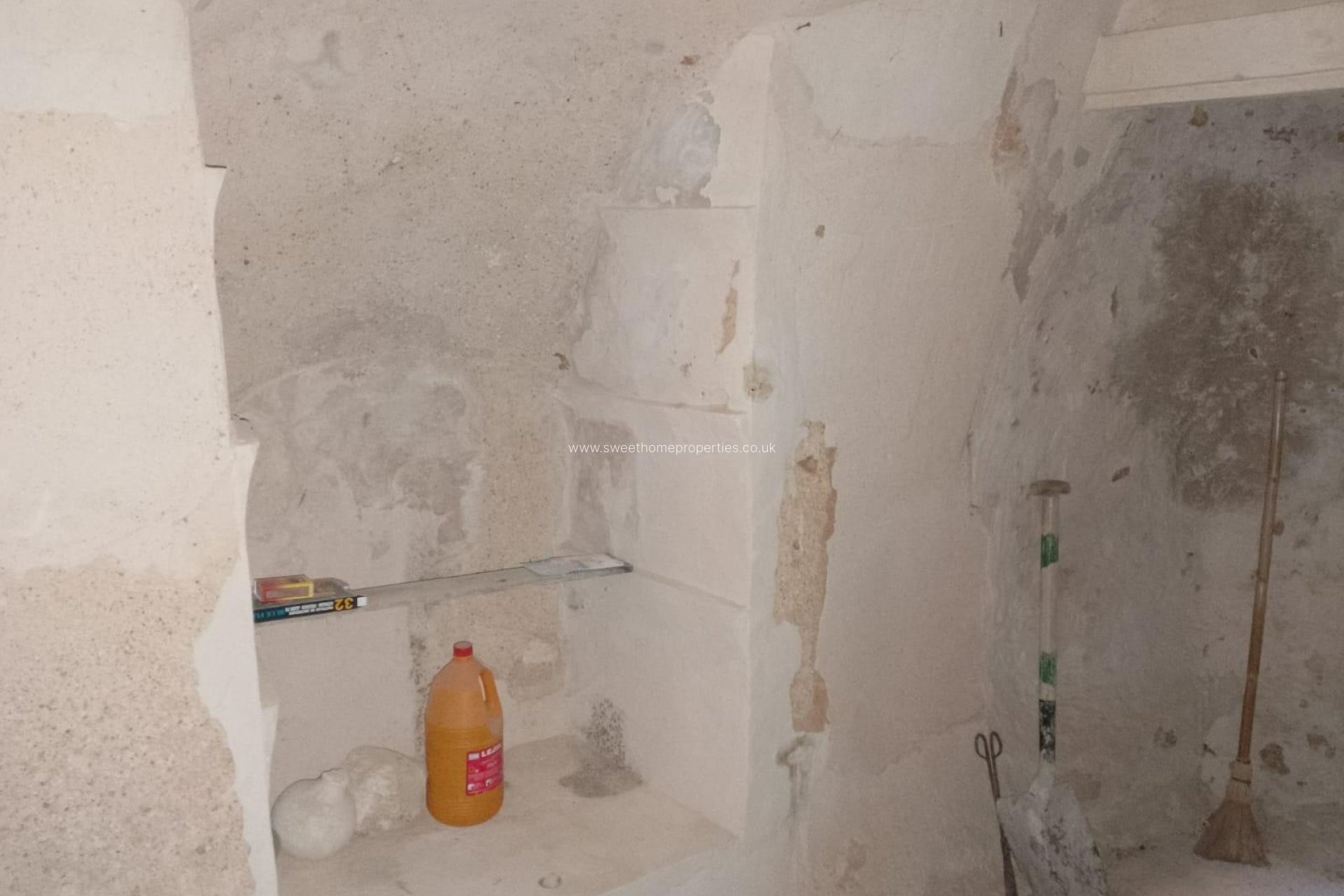 Reventa - Casa cueva - Yecla - Raspay