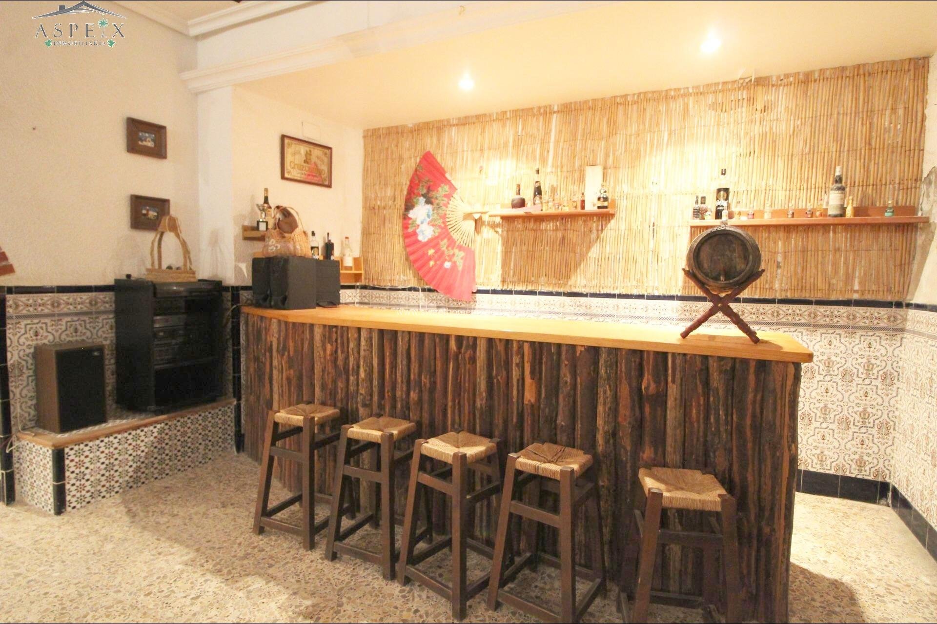 Reventa - Casa de campo - Elche - Salades