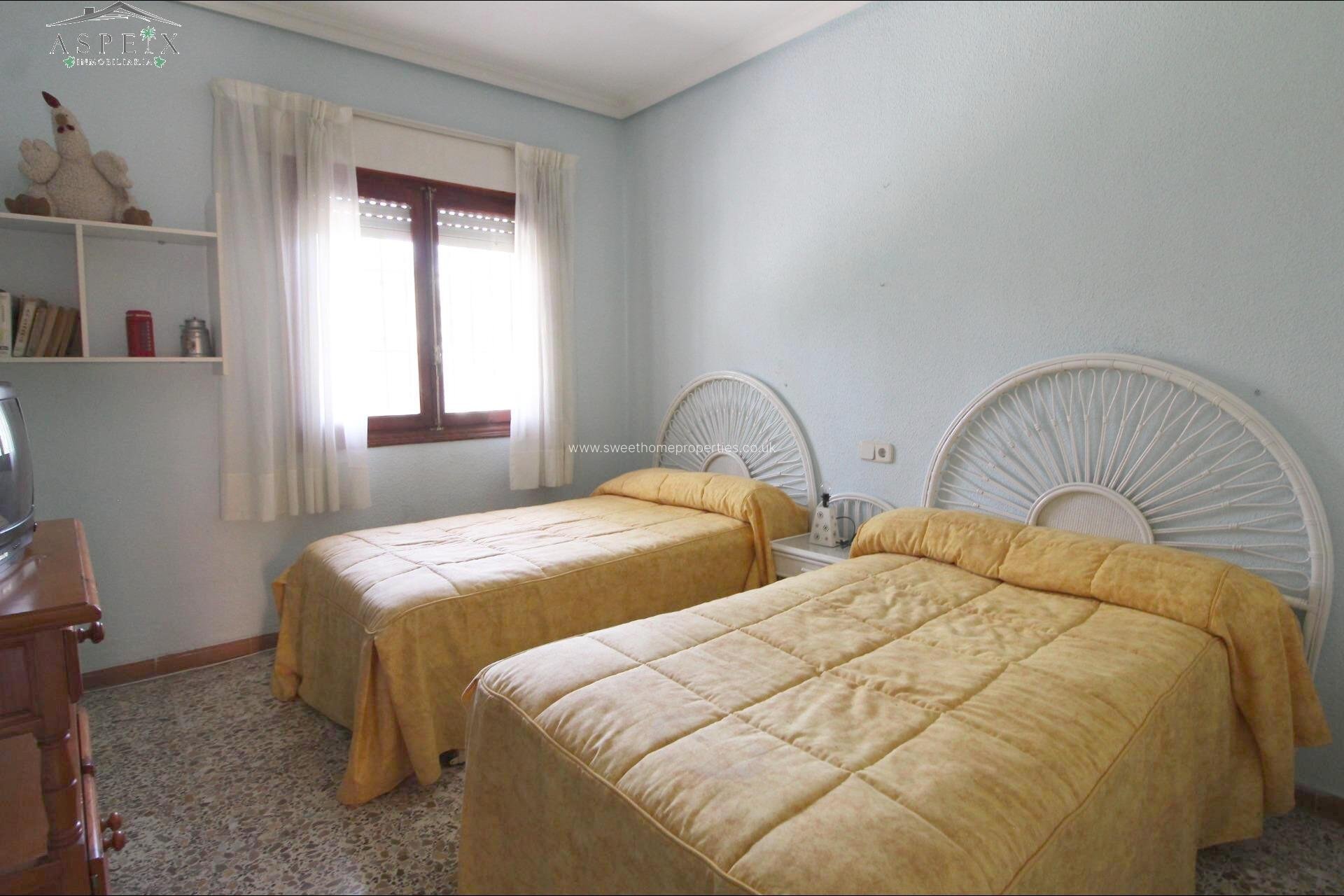 Reventa - Casa de campo - Elche