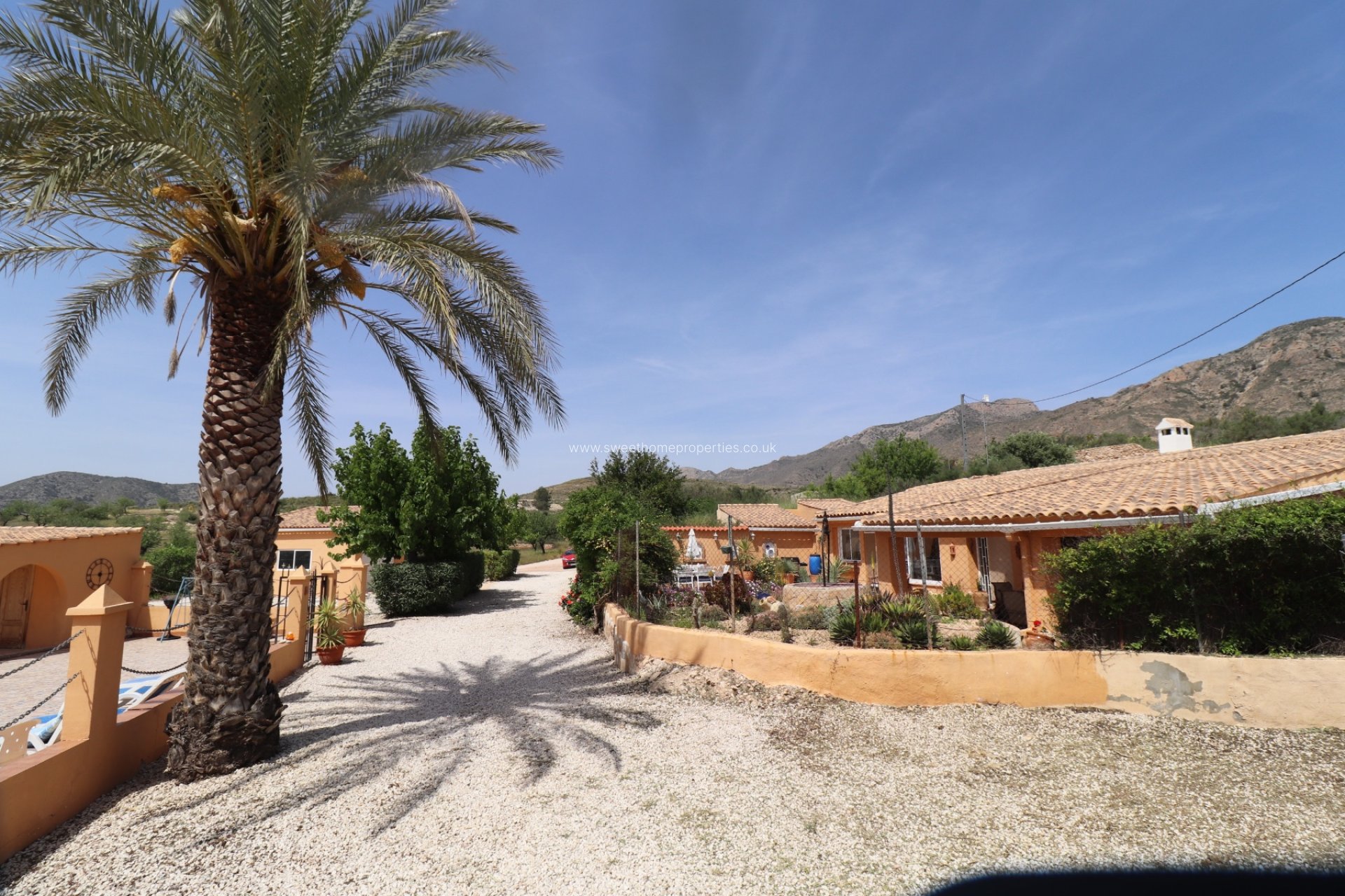 Reventa - Casa de campo - Hondon De Las Nieves - La Canalosa