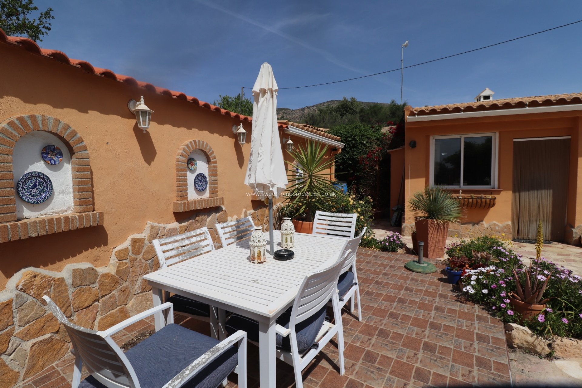 Reventa - Casa de campo - Hondon De Las Nieves - La Canalosa