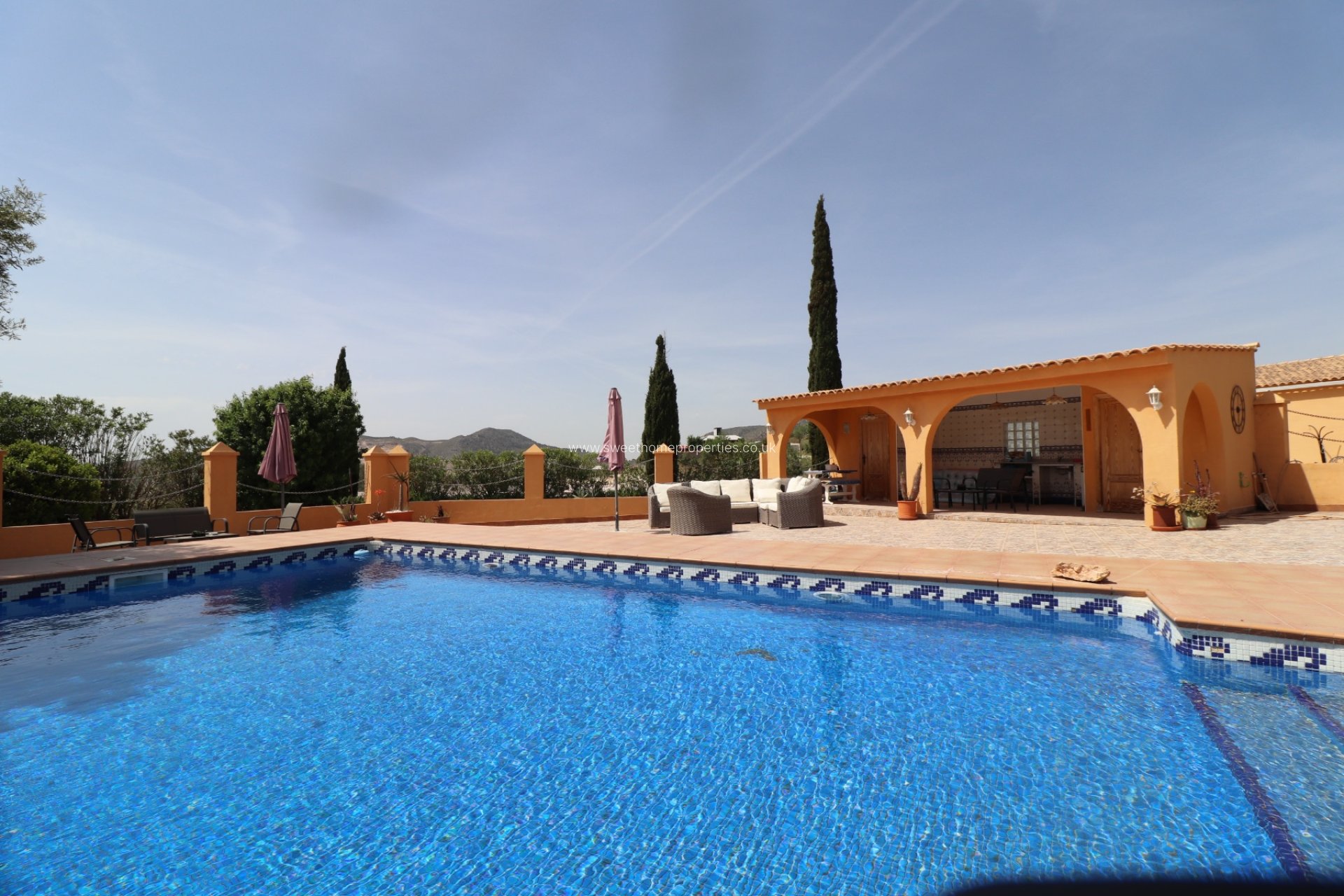 Reventa - Casa de campo - Hondon De Las Nieves - La Canalosa