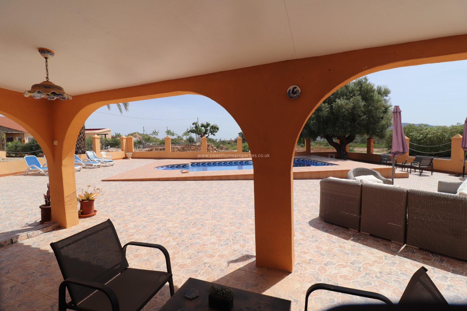 Reventa - Casa de campo - Hondon De Las Nieves - La Canalosa