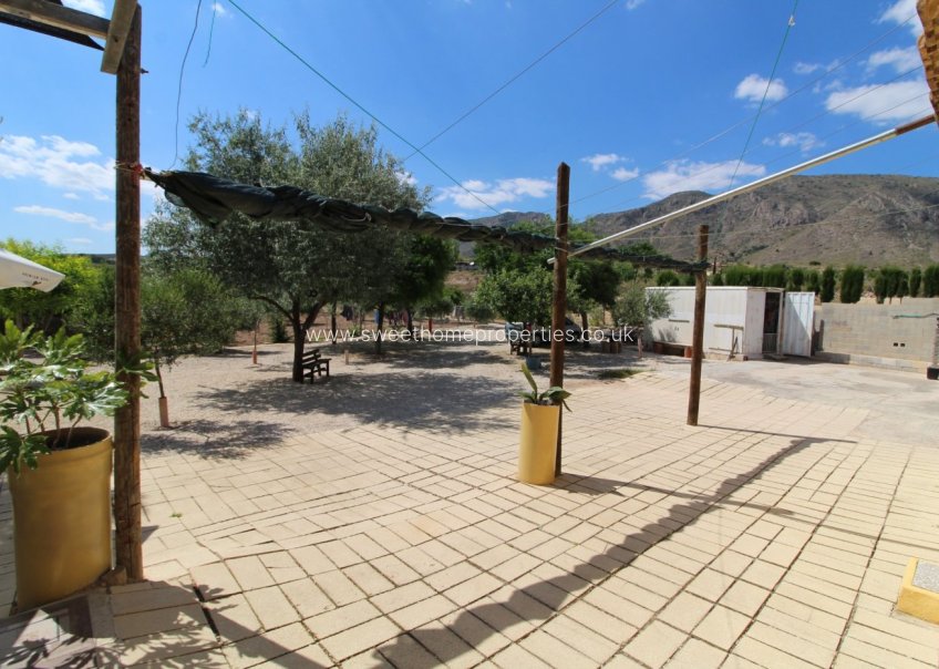 Reventa - Casa de campo - Hondon De Las Nieves - PARTIDA LOS BUFONES