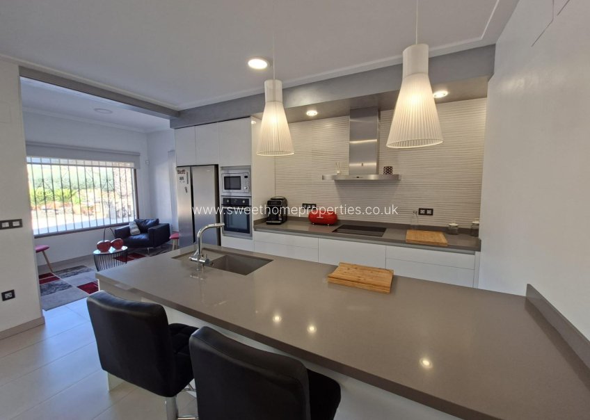 Reventa - Casa de campo - Hondon De Las Nieves - Pueblo 6