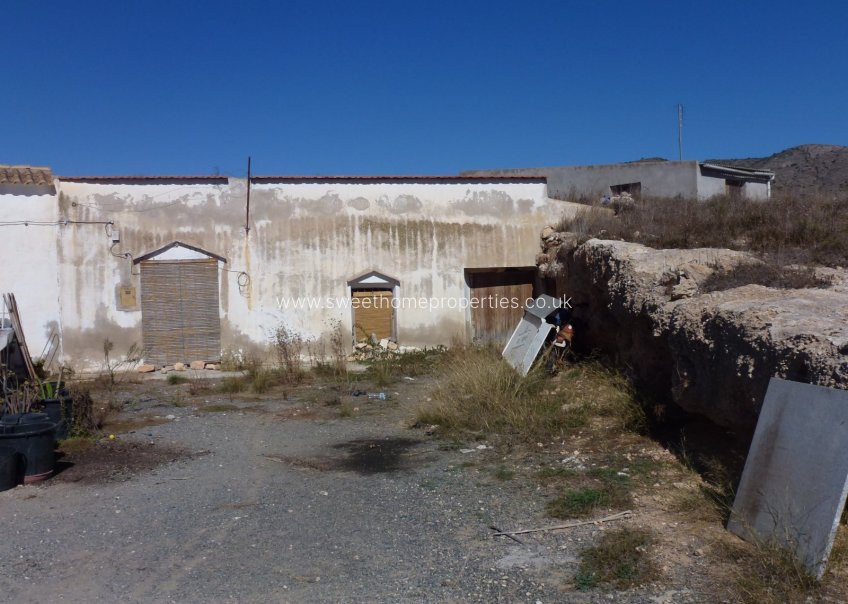 Reventa - Casa de campo - Hondon De Los Frailes - Barbarroja