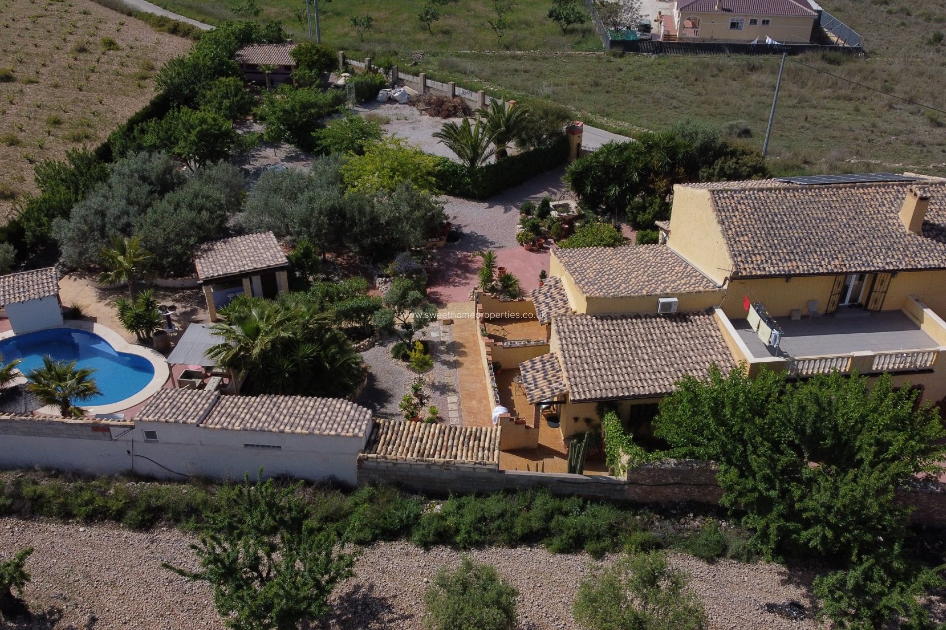 Reventa - Casa de campo - Hondon De Los Frailes