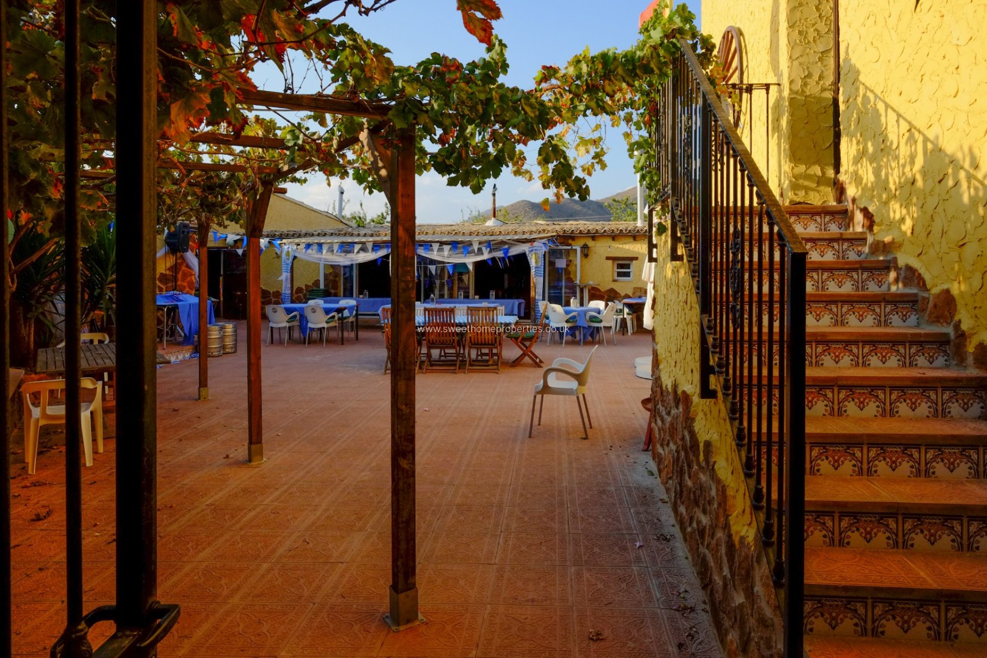 Reventa - Casa de campo - Hondon De Los Frailes