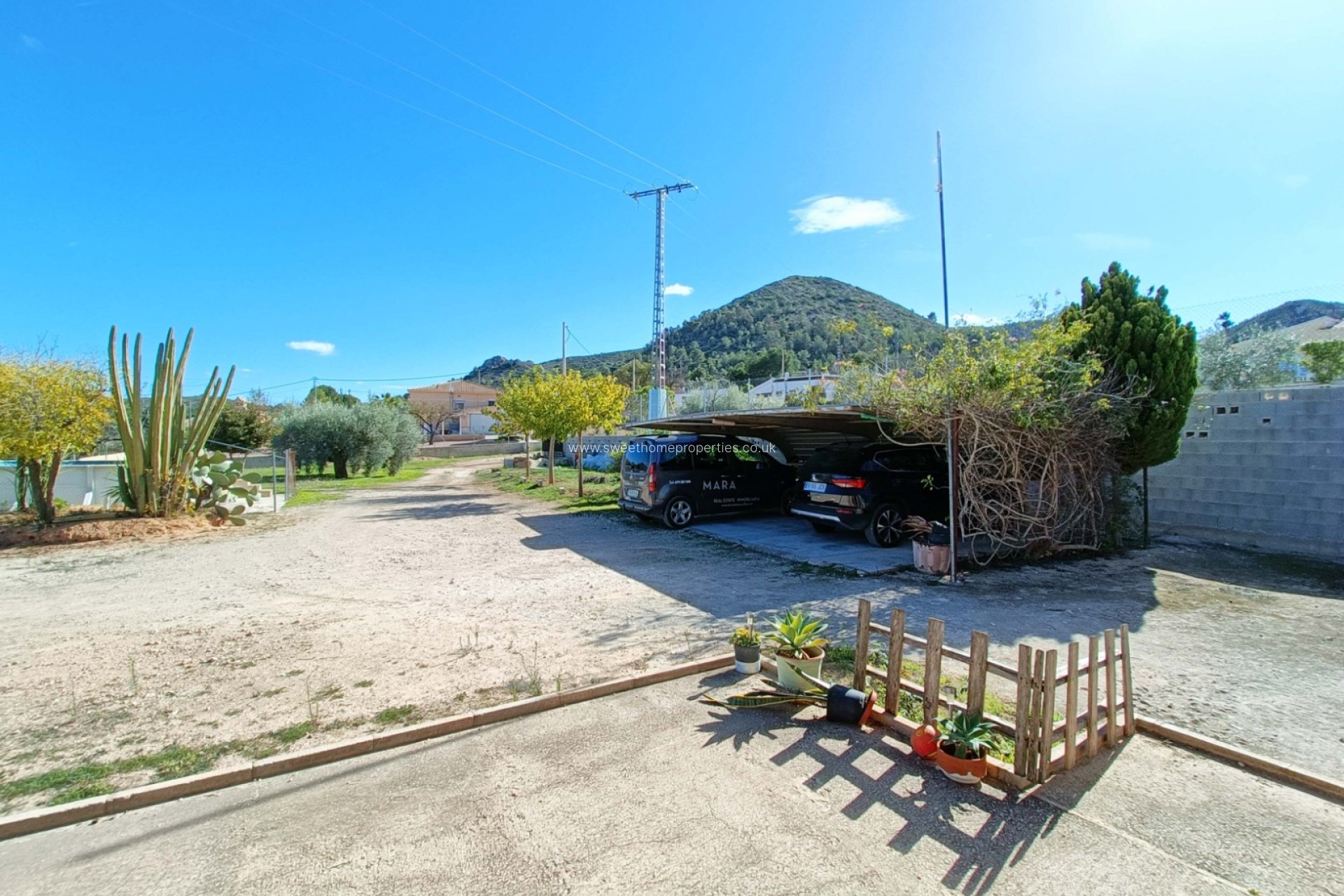 Reventa - Casa de campo - Hondon De Los Frailes