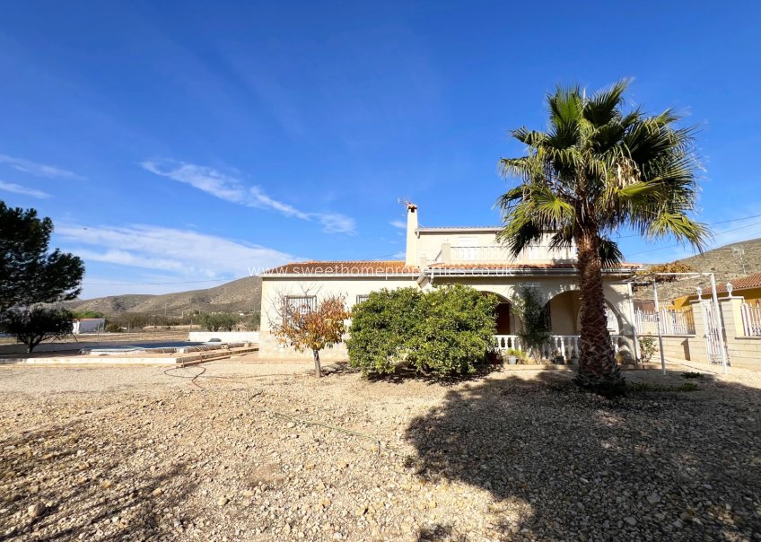 Reventa - Casa de campo - Hondon De Los Frailes