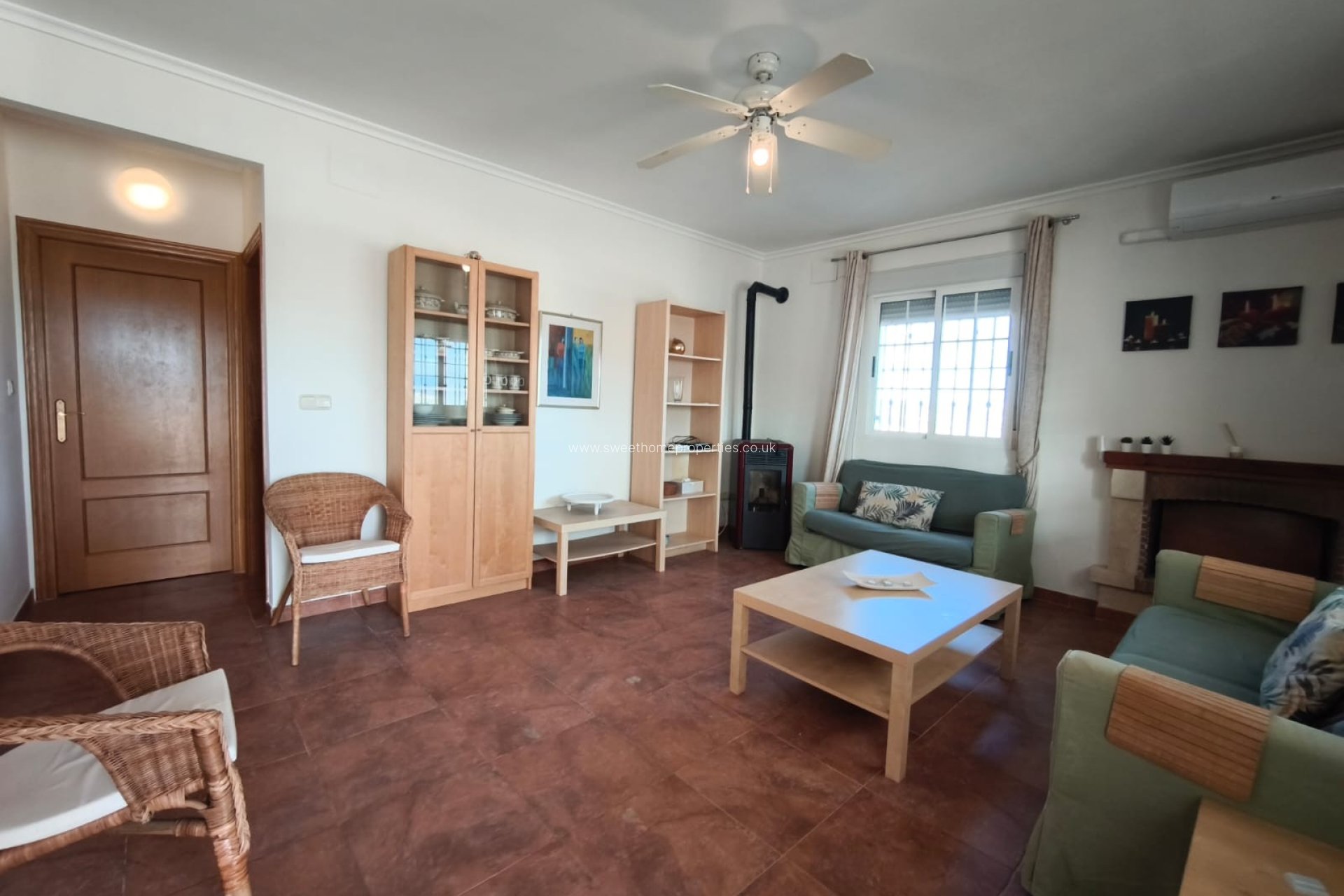 Reventa - Casa de campo - Hondon De Los Frailes