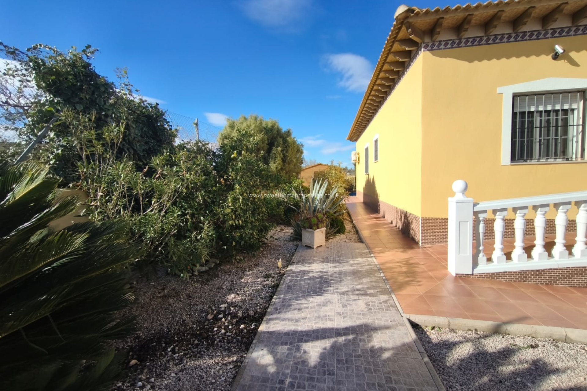 Reventa - Casa de campo - Hondon De Los Frailes