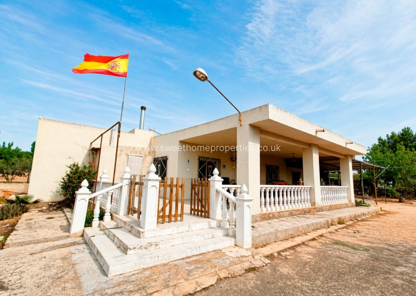 Reventa - Casa de campo - Hondon De Los Frailes