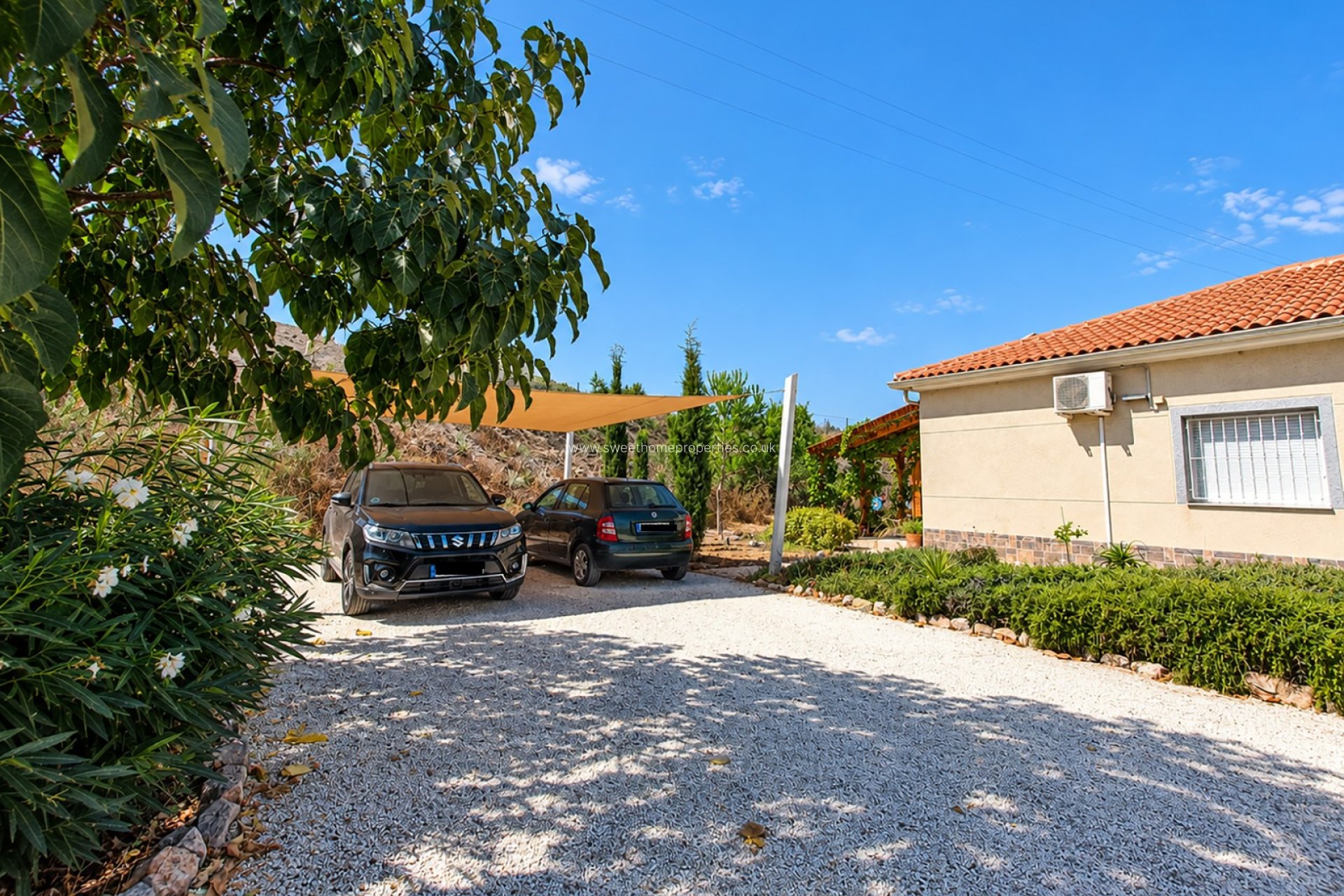 Reventa - Casa de campo - Hondon De Los Frailes