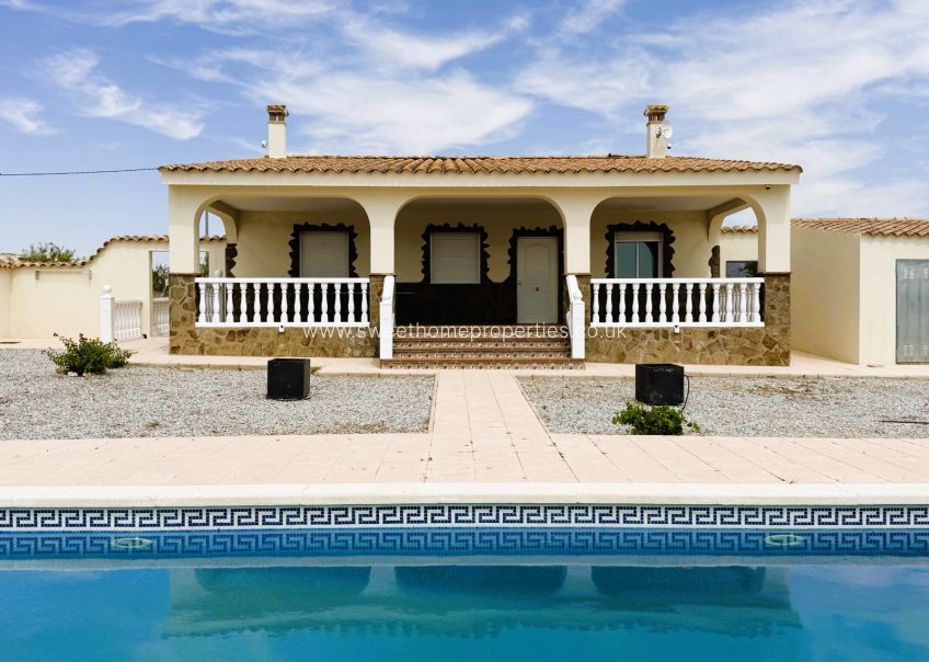 Reventa - Casa de campo - Monovar - MONOVAR