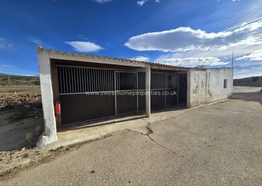 Reventa - Casa de campo - Monovar