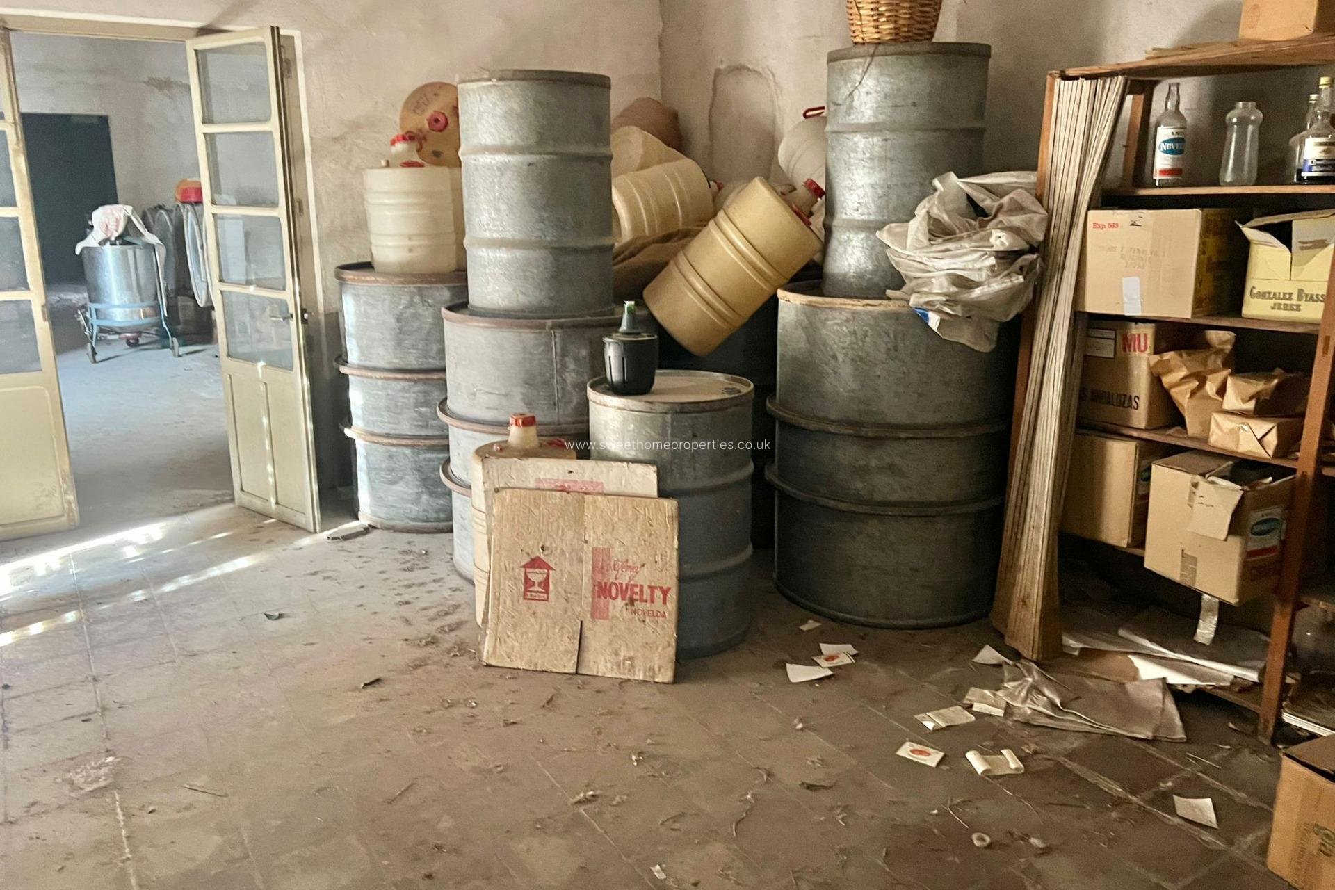 Reventa - Casa de campo - Novelda - CENTRO