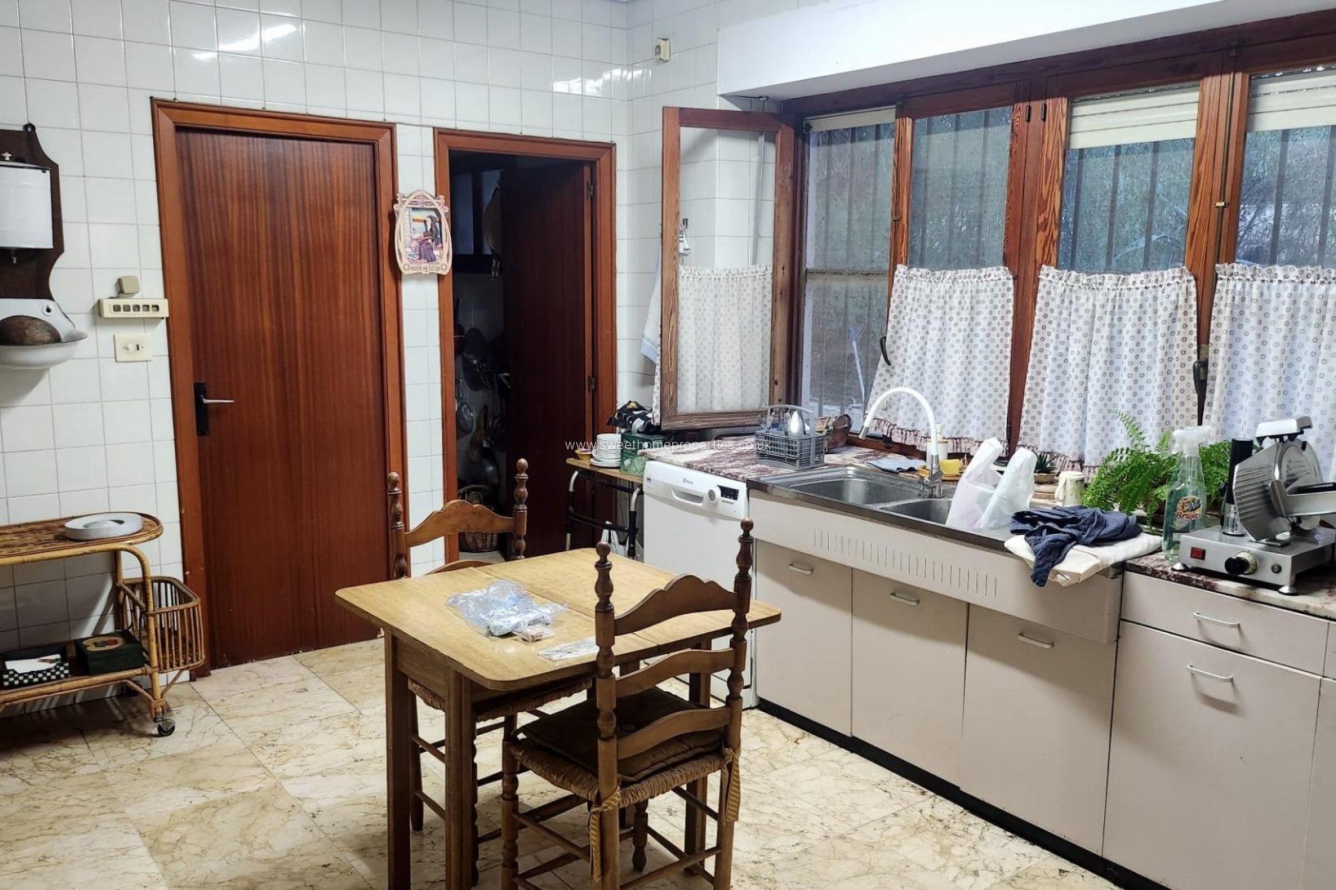 Reventa - Casa de campo - Novelda - CUCUCH