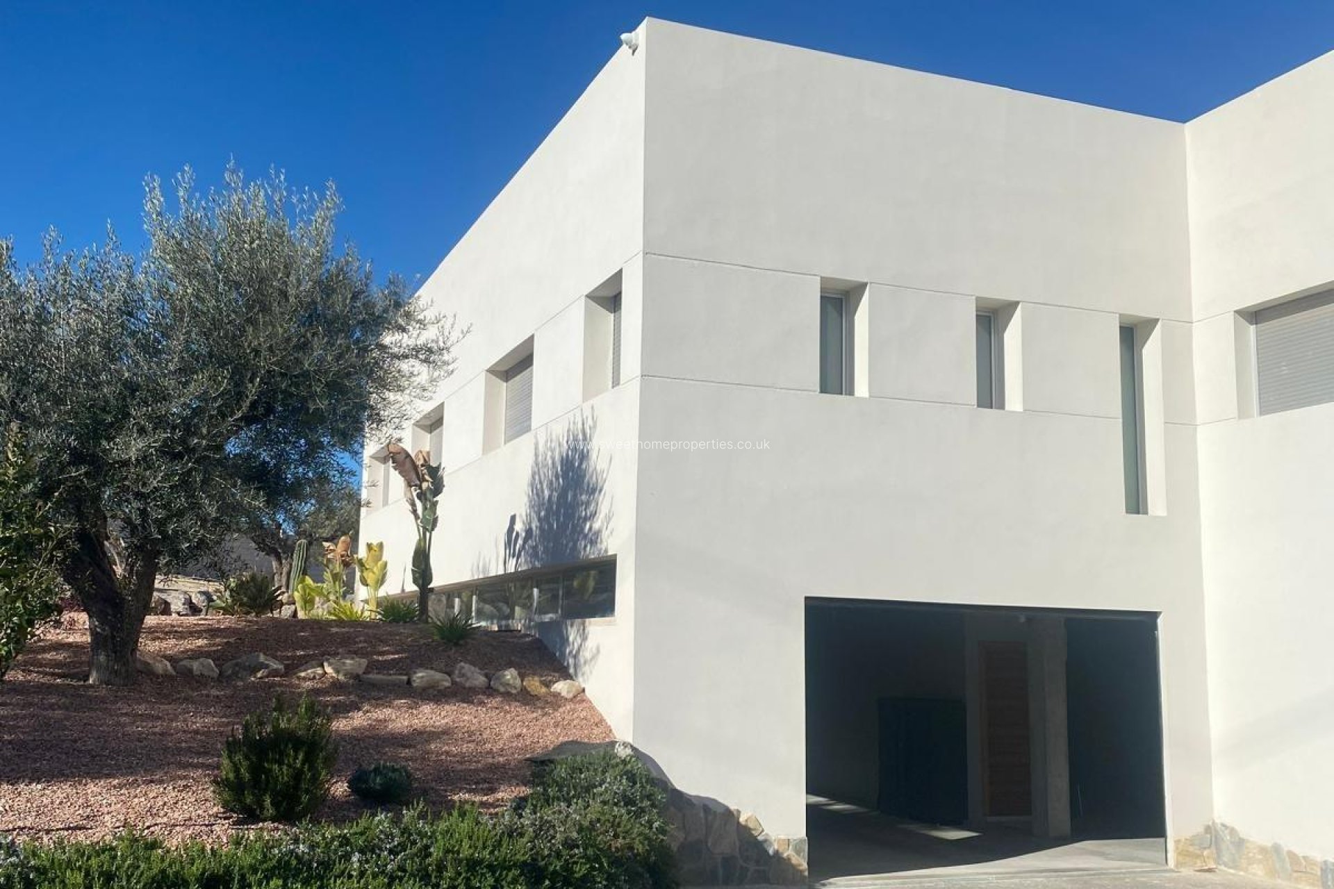 Reventa - Casa de campo - Petrer - Loma badá