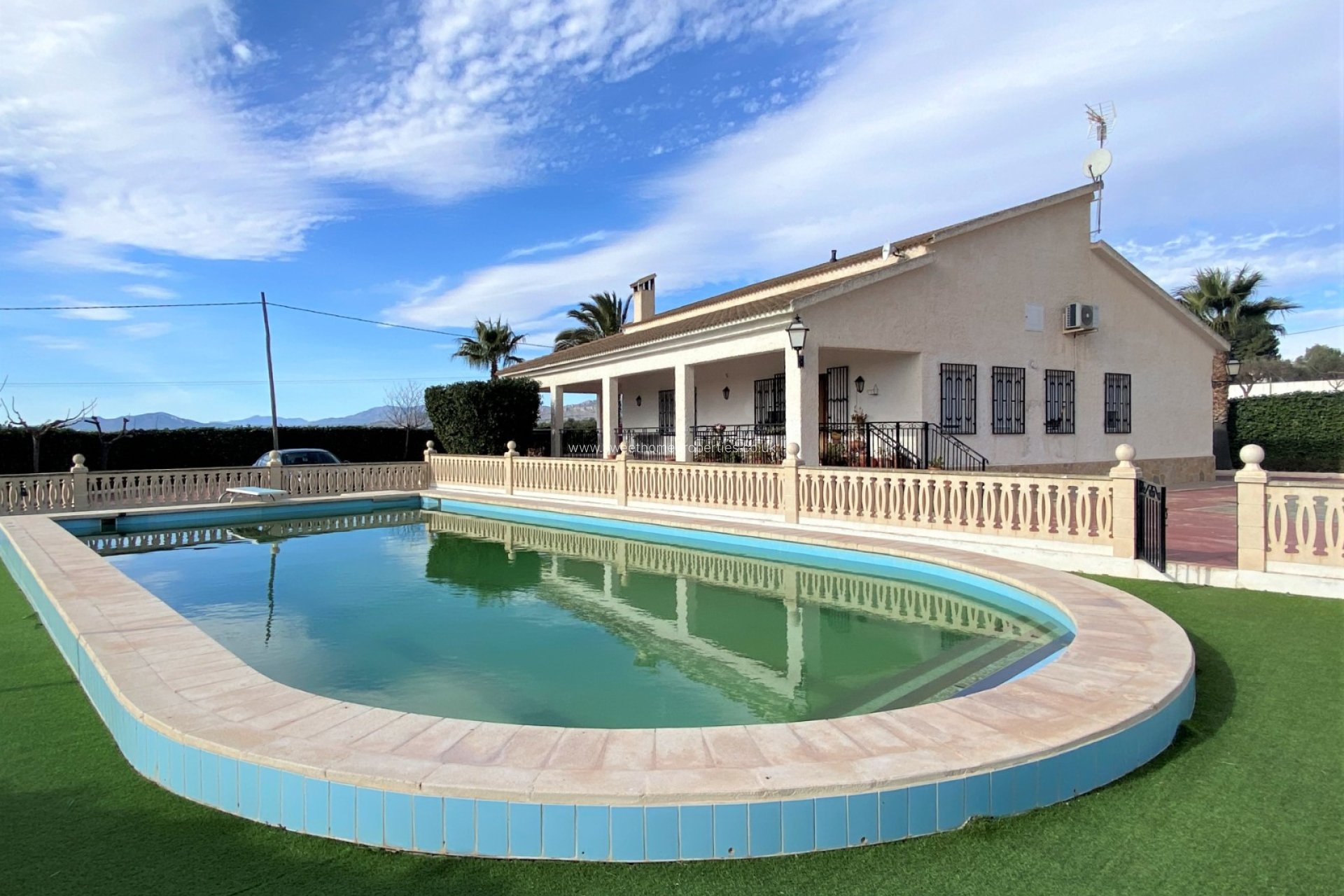 Reventa - Casa de campo - Sax