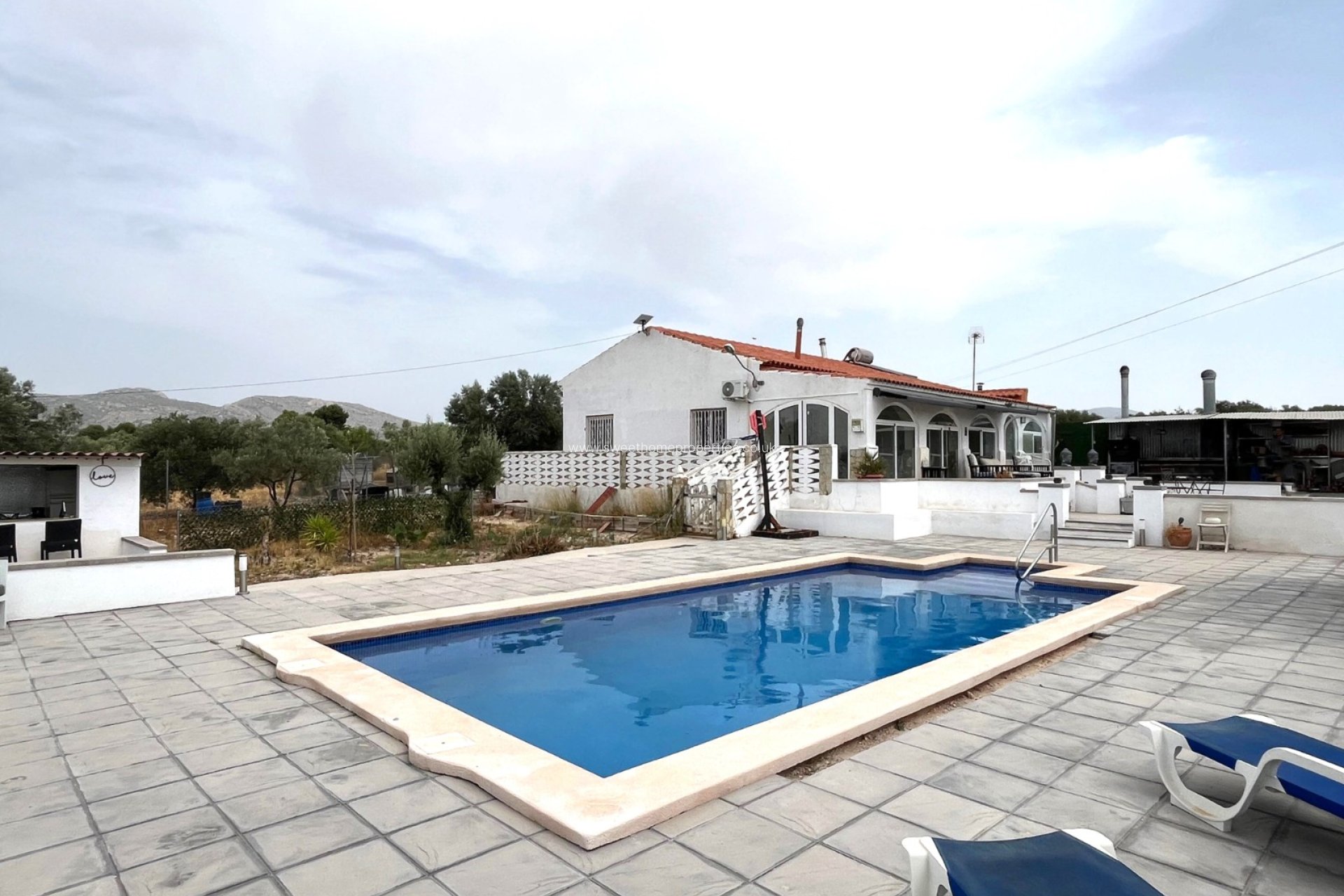Reventa - Casa de campo - Sax