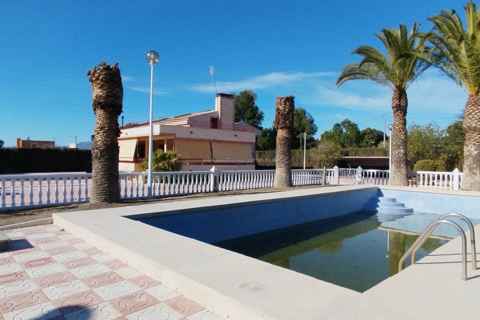 Reventa - Casa de campo - Sax